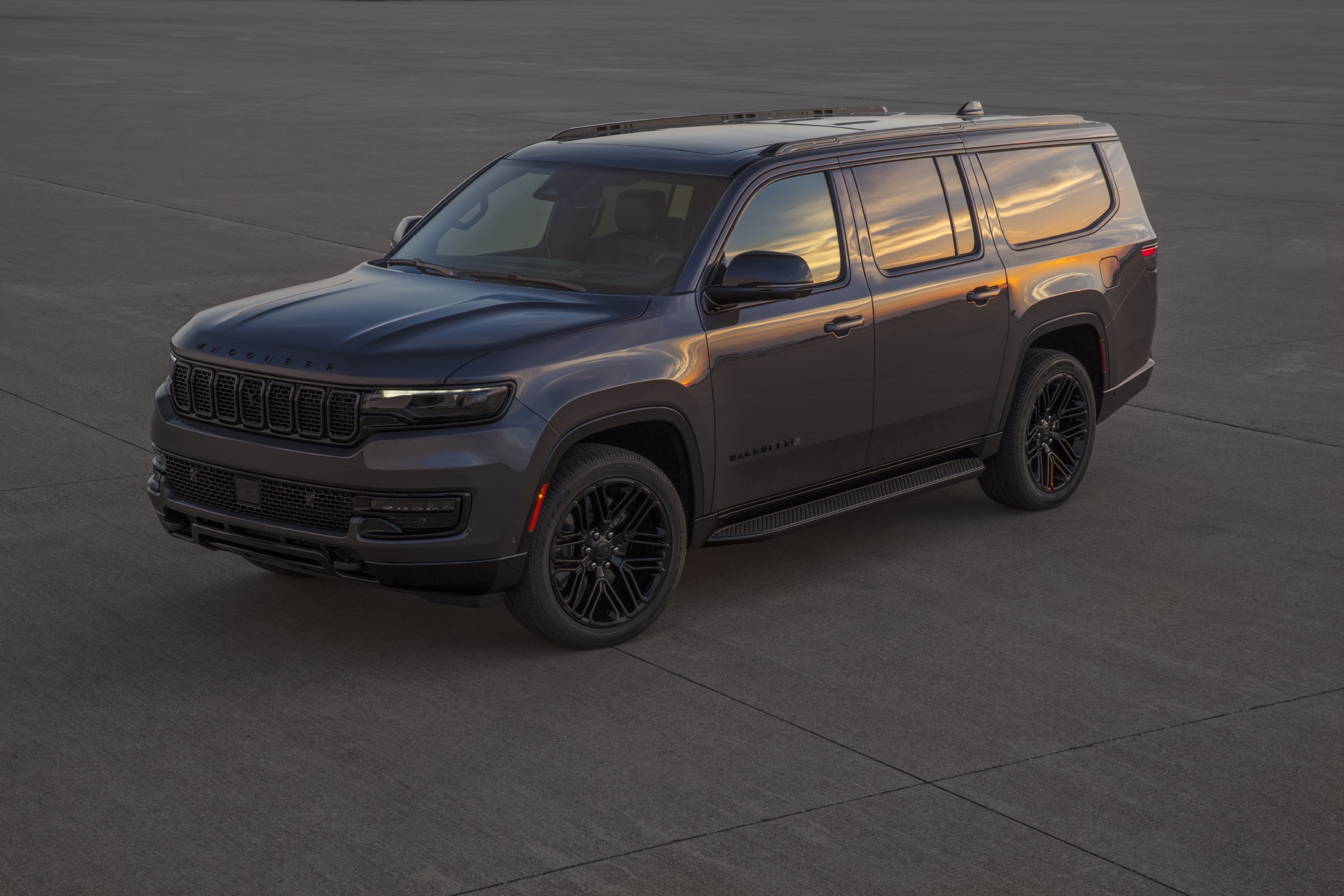 Dark Gray Jeep Wagoneer L on Paved Surface HD Wallpaper