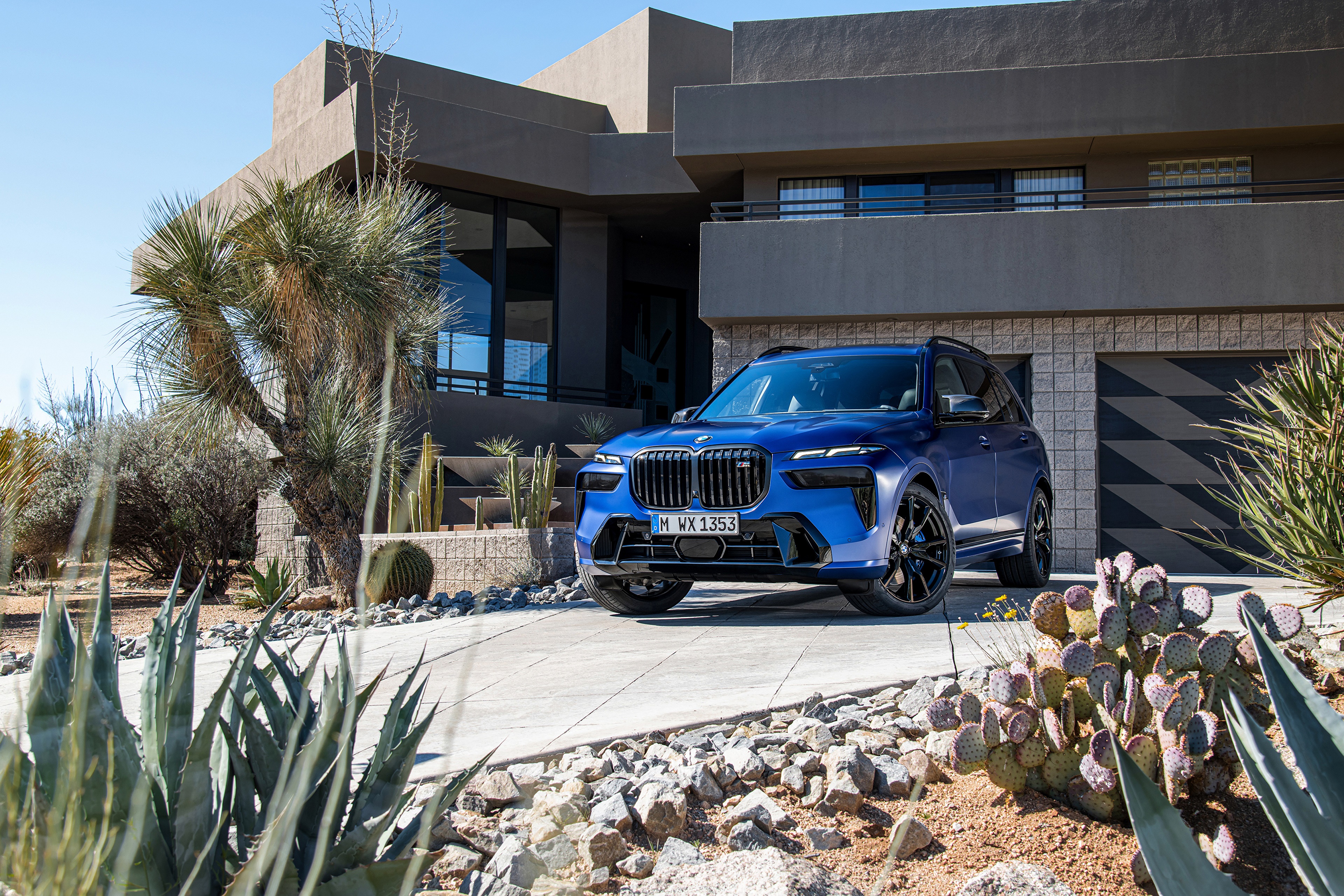 BMW X7 HD Wallpaper