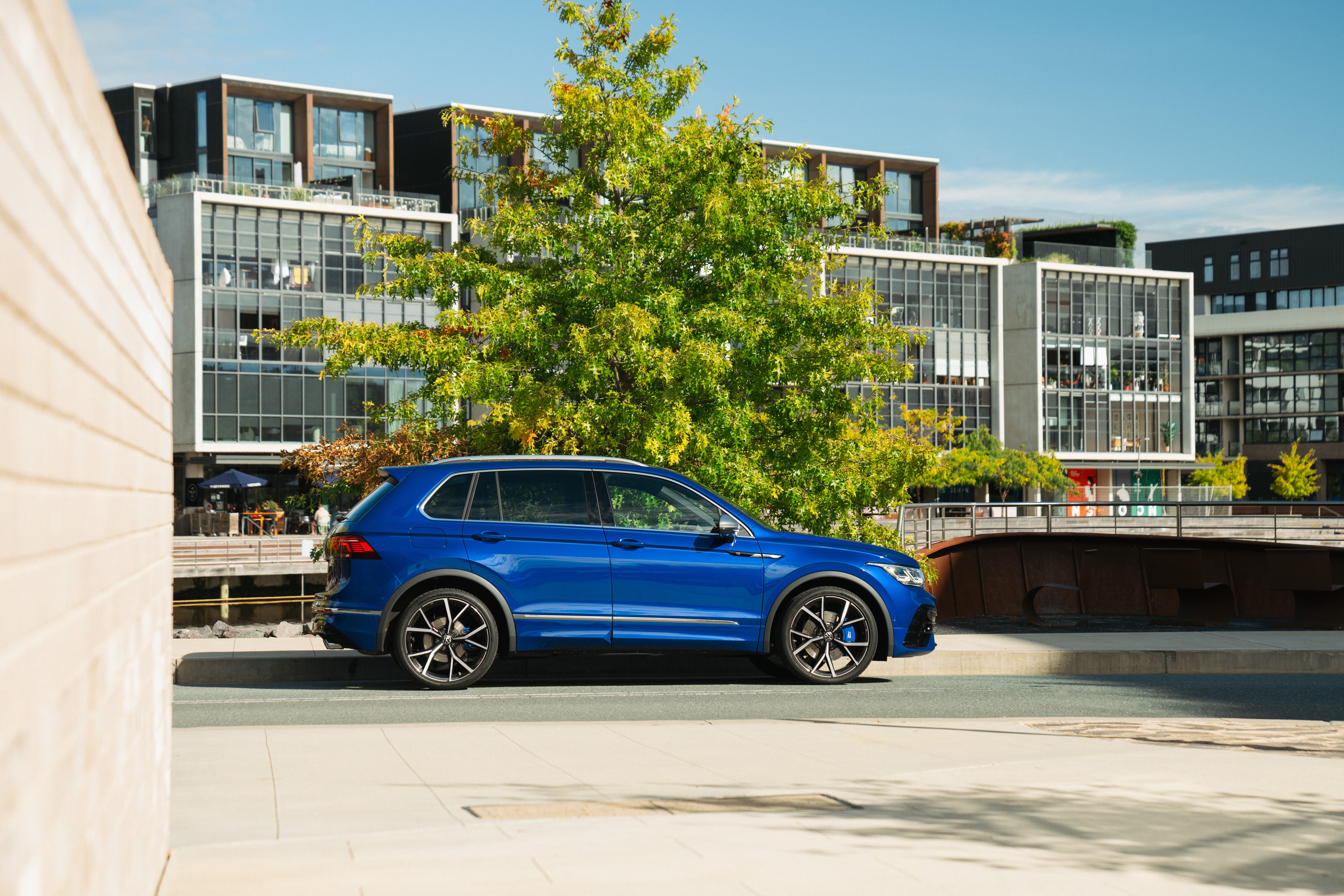 Blue Volkswagen Tiguan R 4K HD Wallpaper