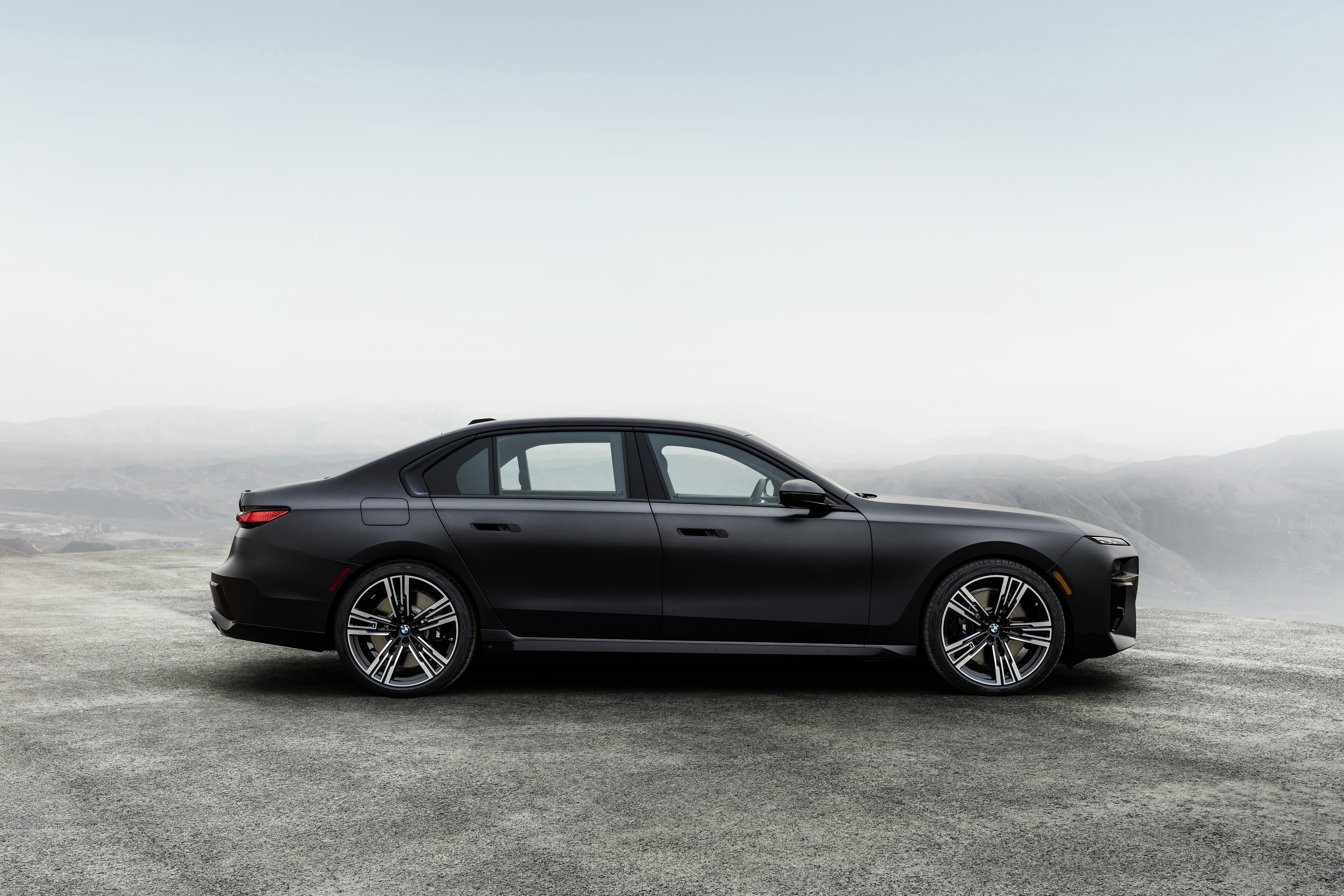 BMW 760i XDrive HD Wallpaper