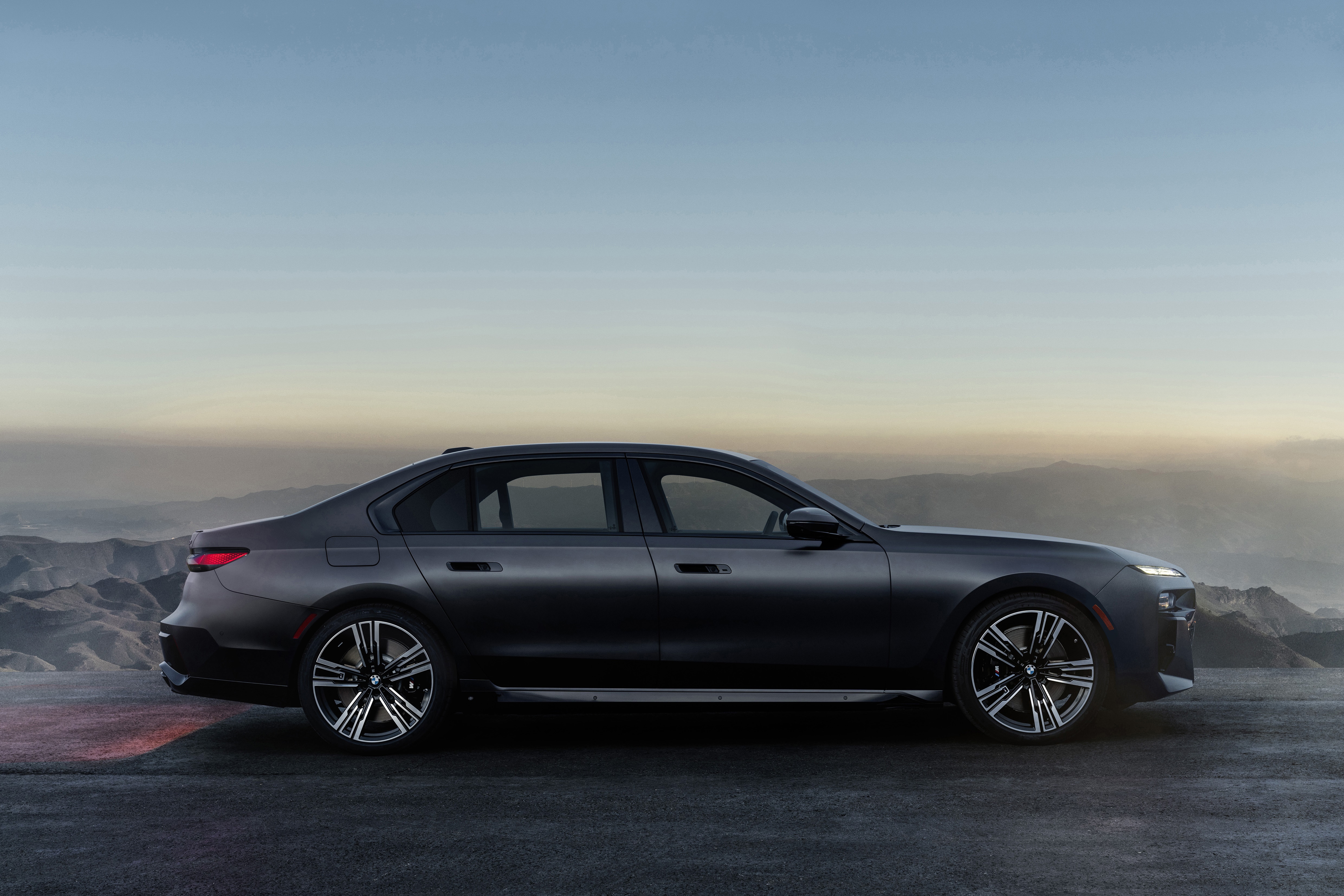 BMW 760i XDrive HD Wallpaper
