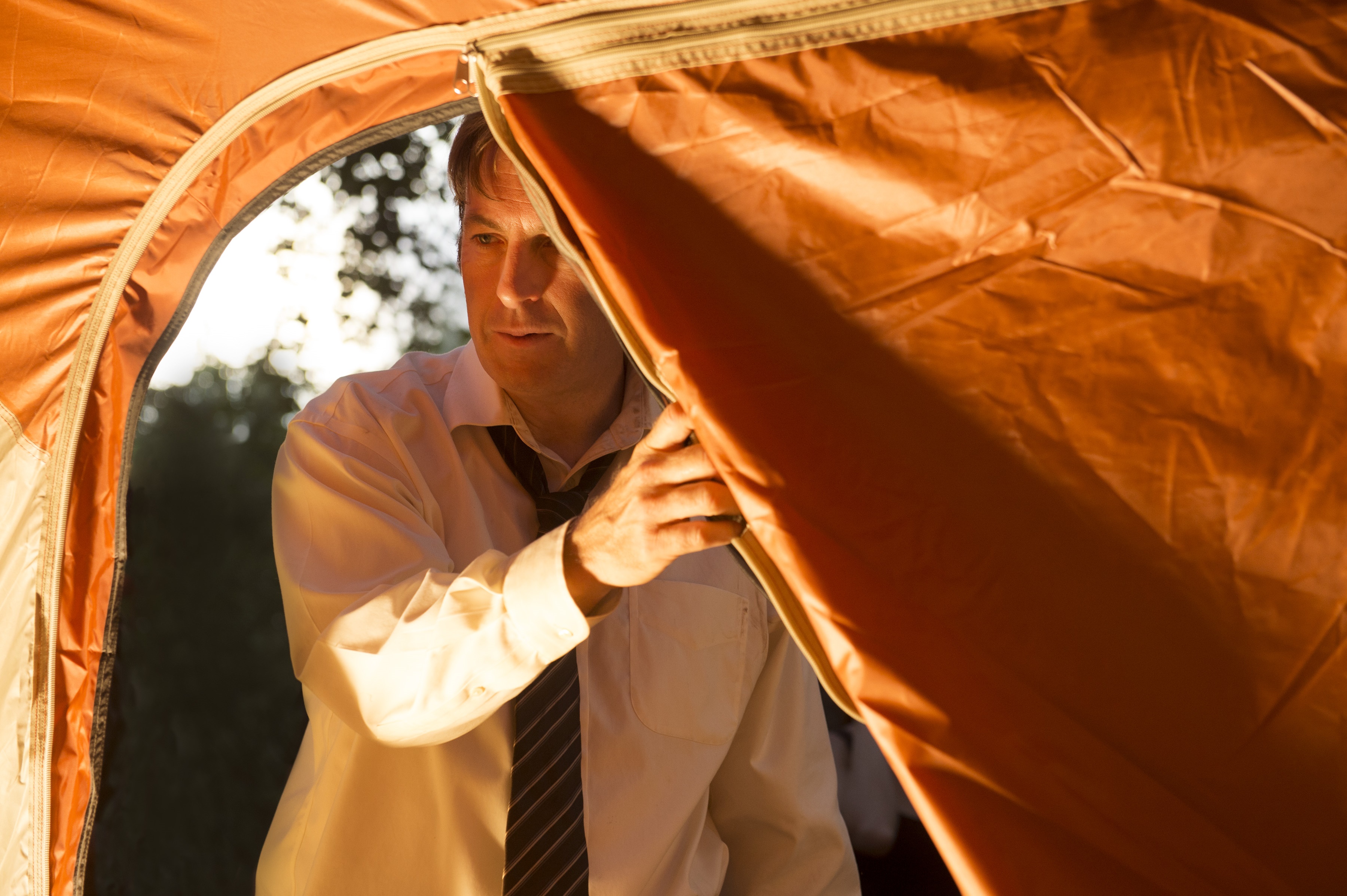 Saul Goodman from Better Call Saul in a tent HD Wallpaper