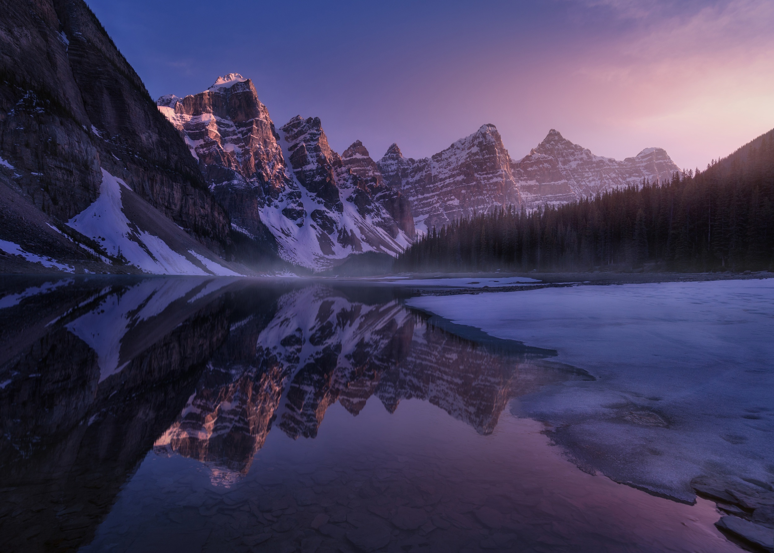 Moraine Lake and Mountains in Canada HD Wallpaper
