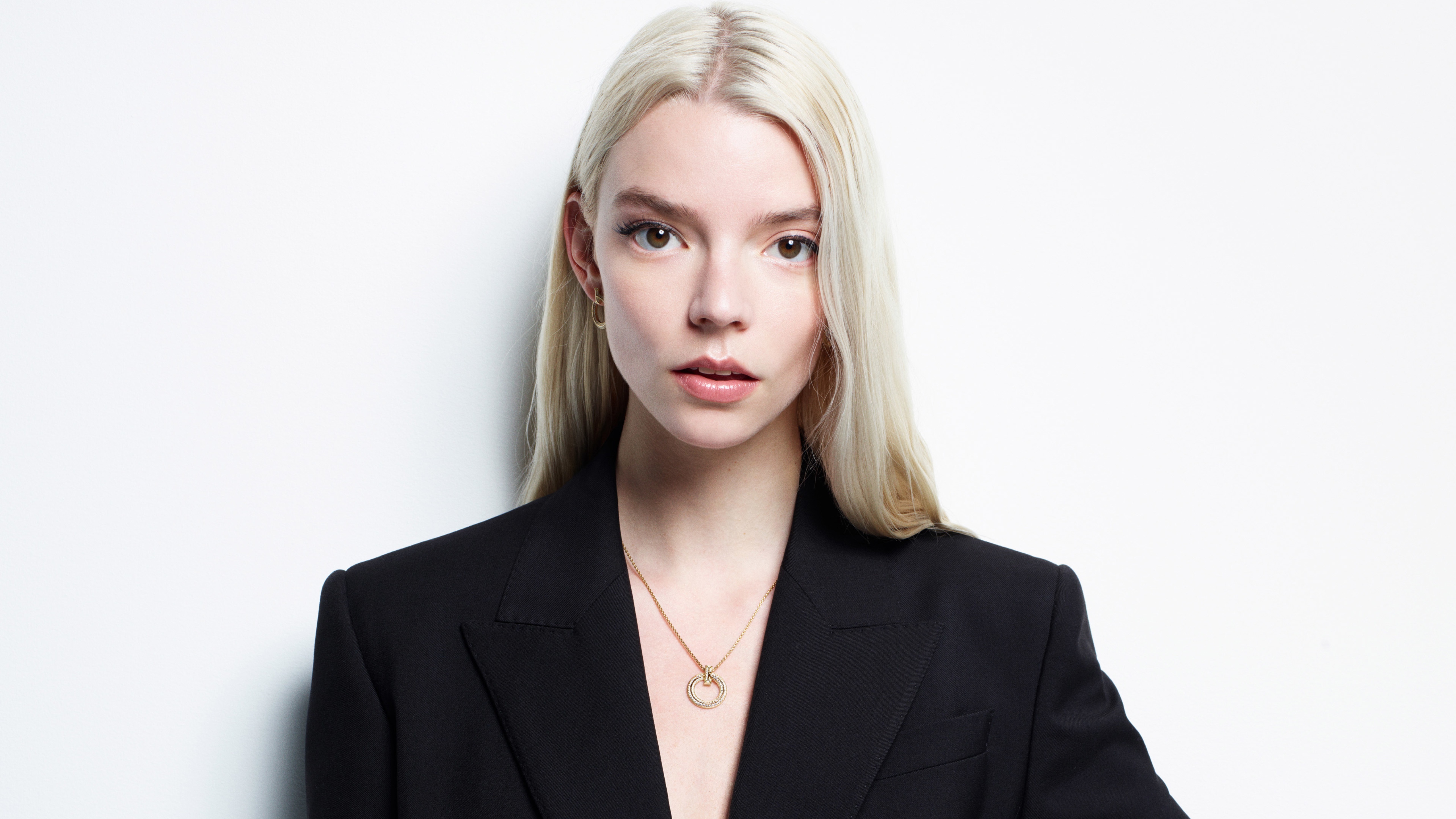 Anya Taylor-Joy HD Wallpaper