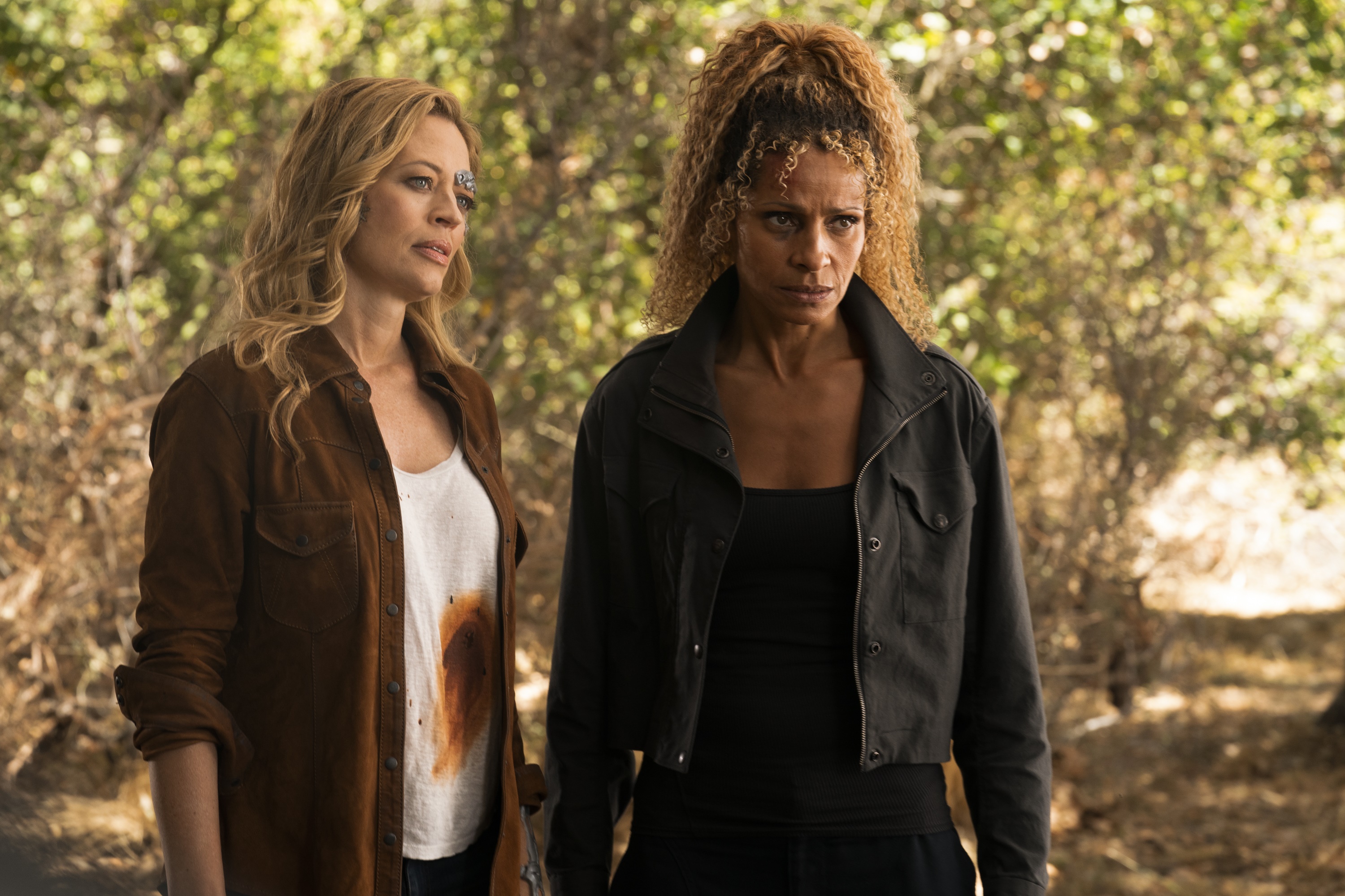 Seven of Nine and Rafaella from Star Trek: Picard HD Wallpaper