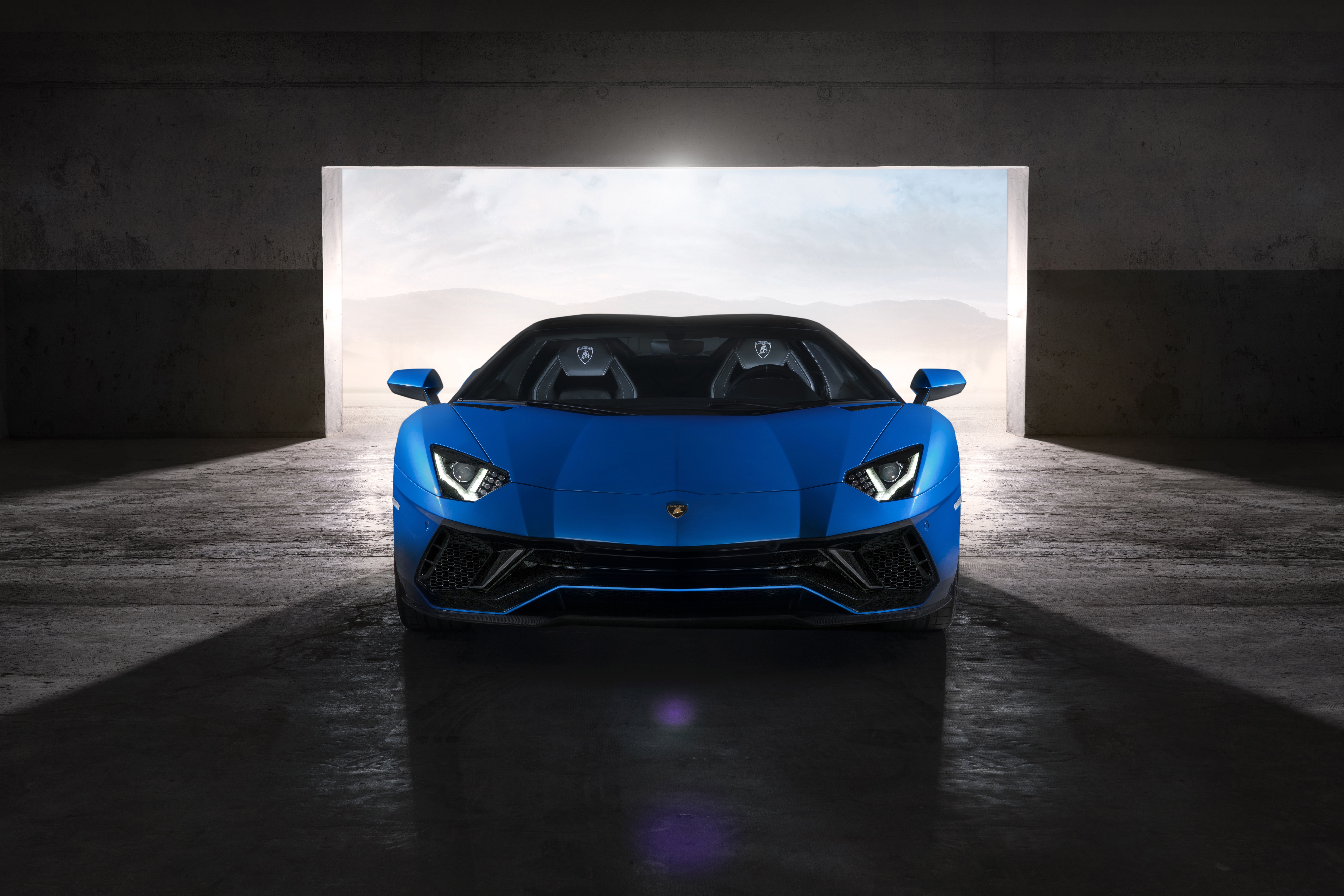 Blue Lamborghini Aventador LP 780-4 Ultimae Roadster HD Wallpaper