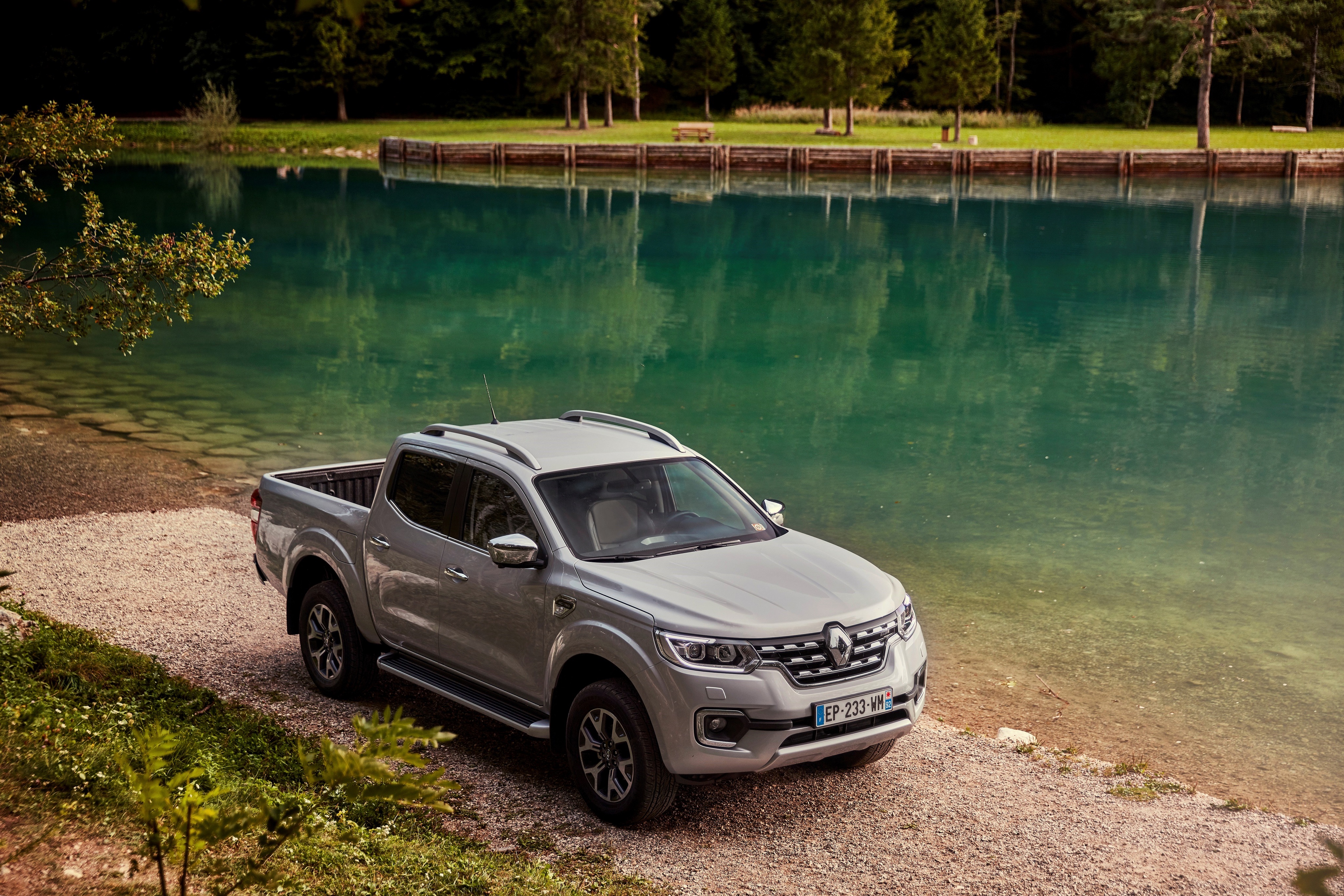 Renault Alaskan HD Wallpaper