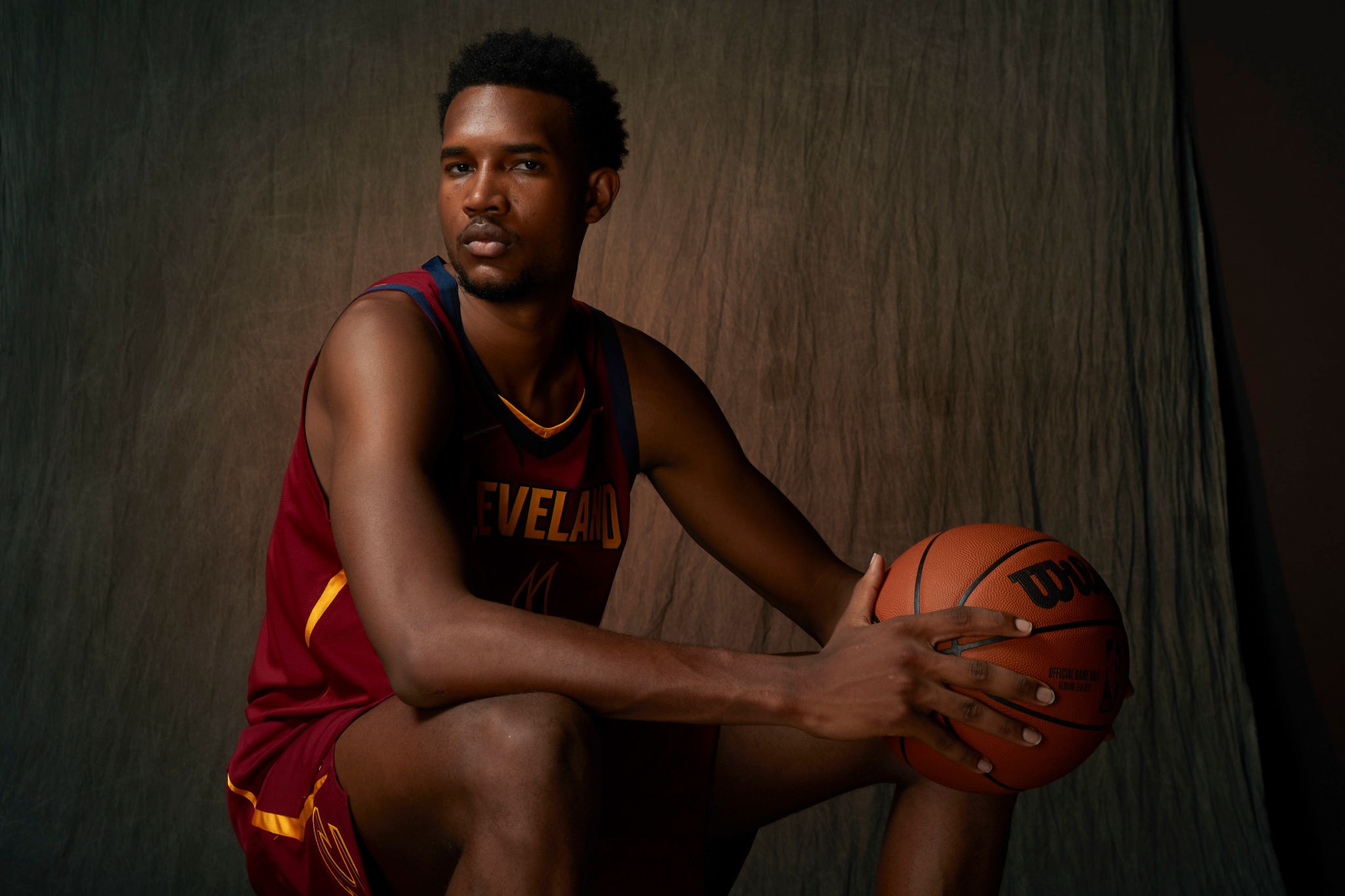 Evan Mobley from Cleveland Cavaliers HD Wallpaper