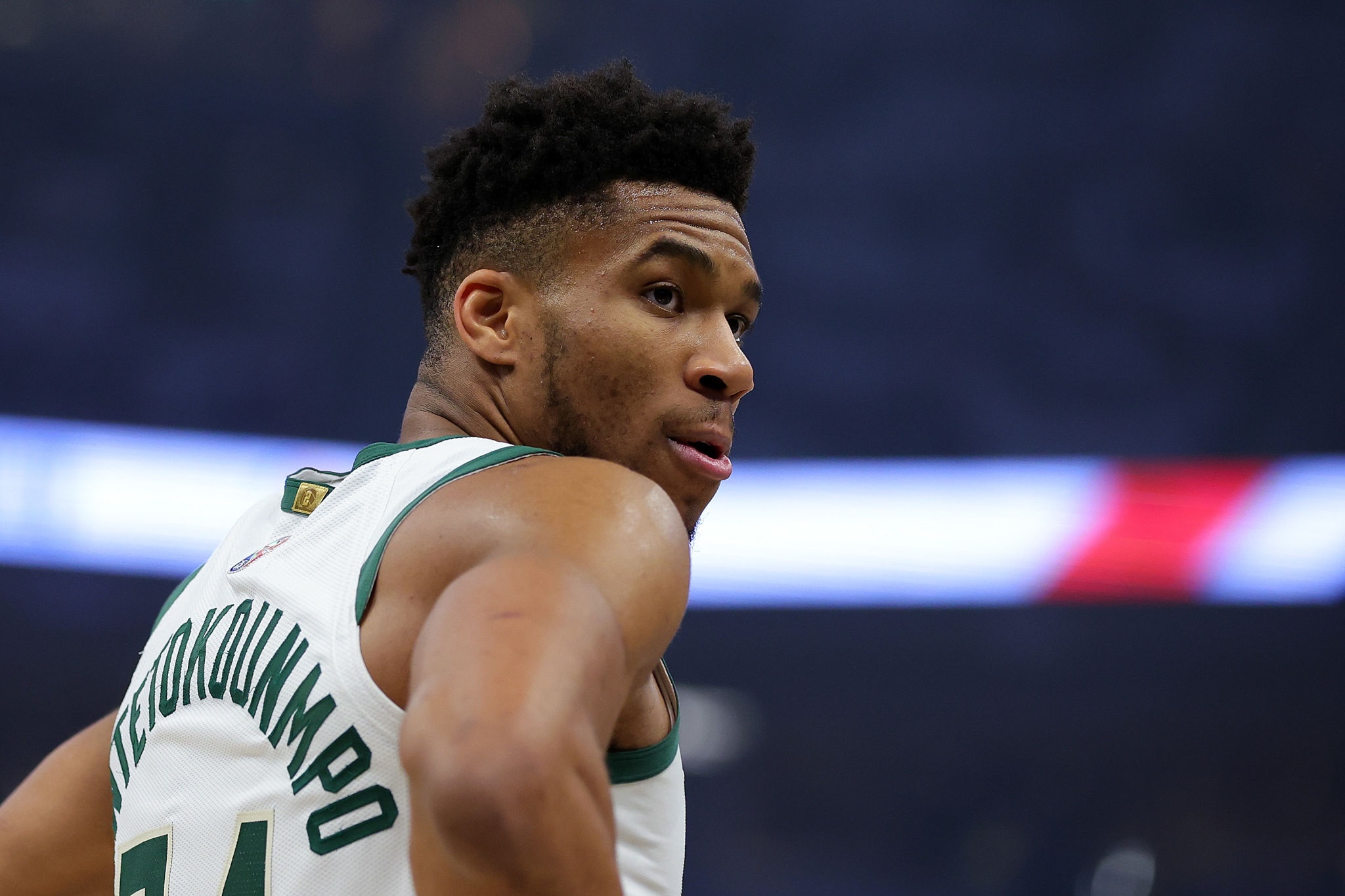 Giannis Antetokounmpo from Milwaukee Bucks HD Wallpaper