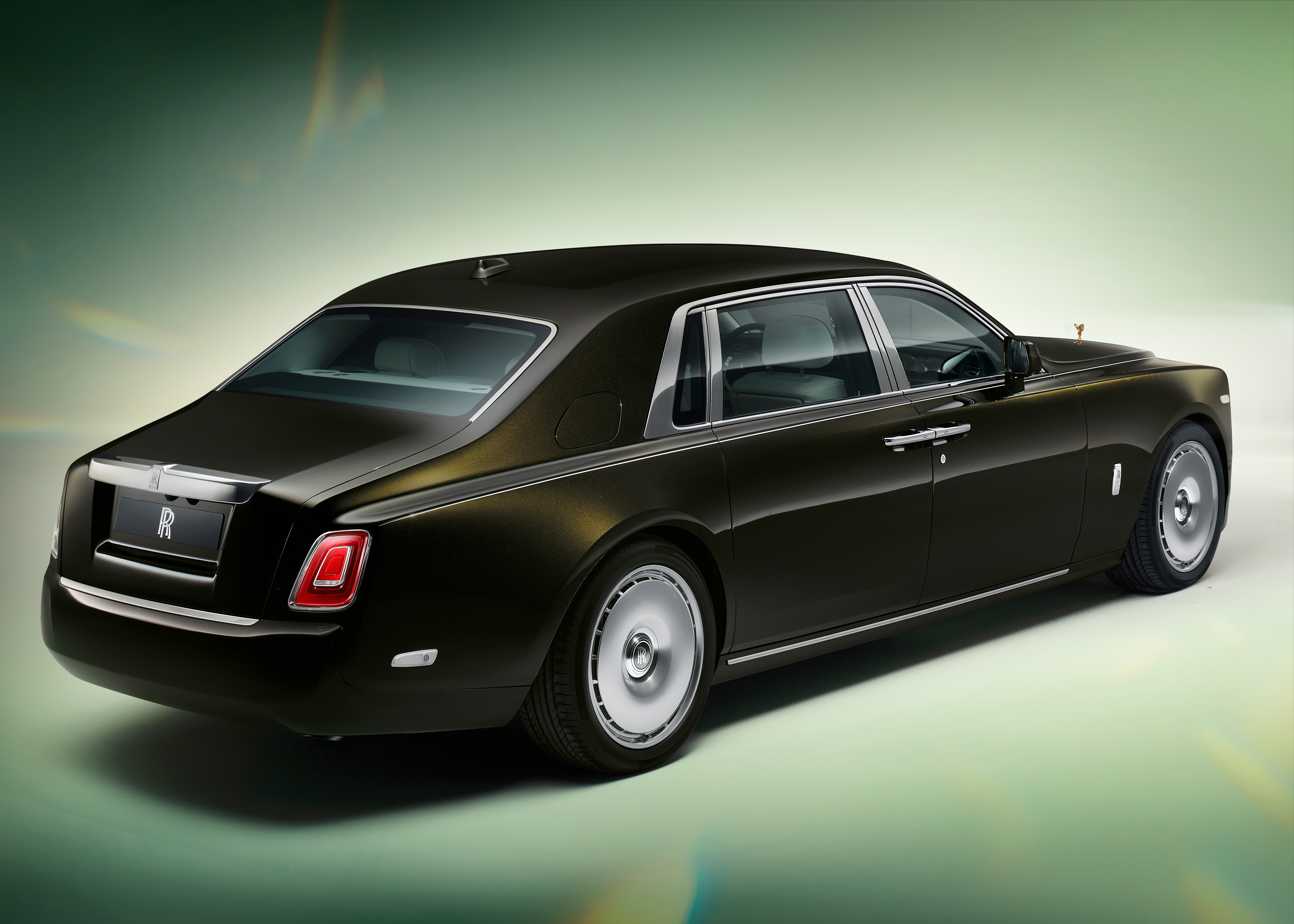 Rolls-Royce Phantom HD Wallpaper