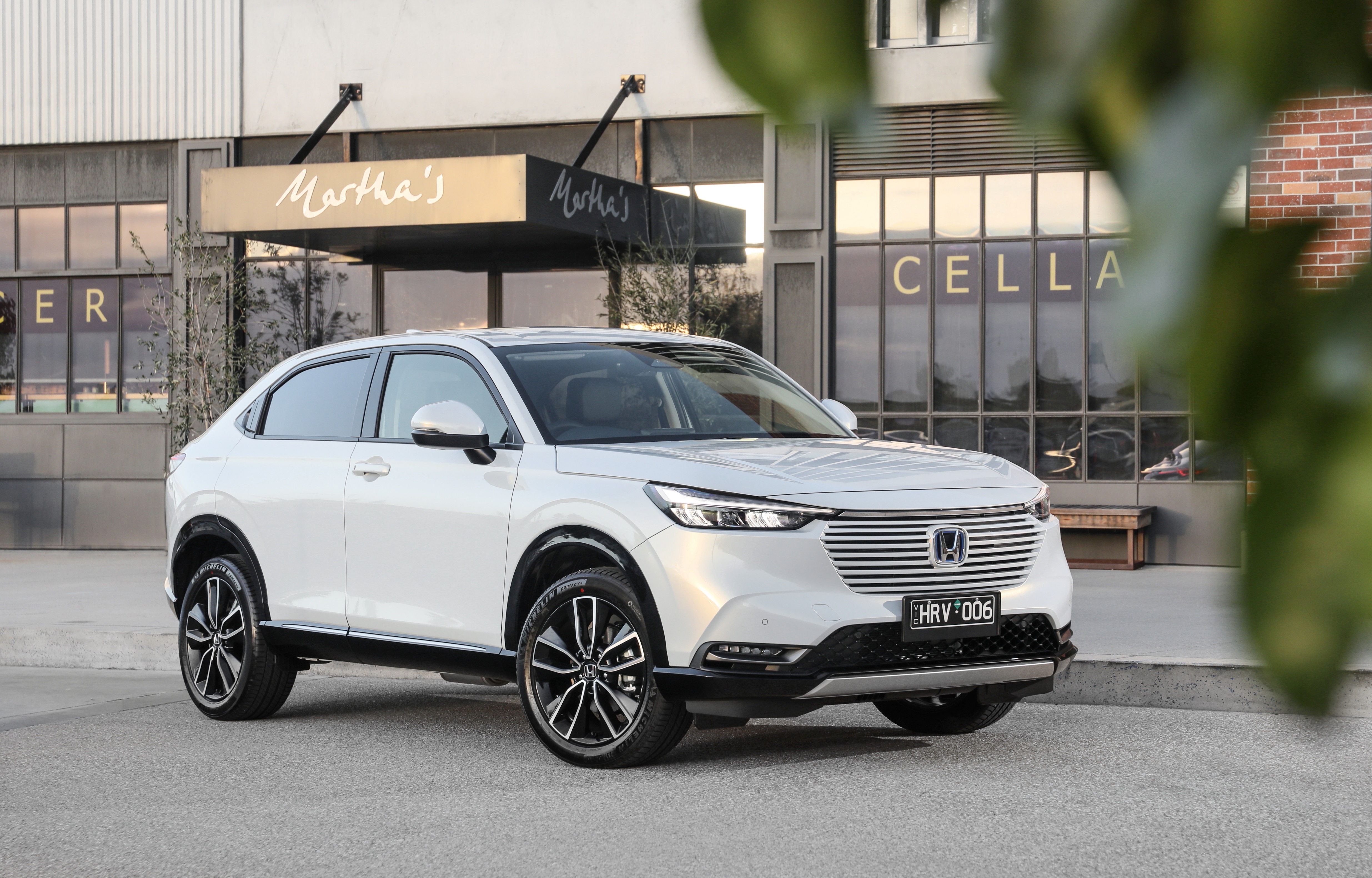 White Honda HR-V 4K HD Wallpaper