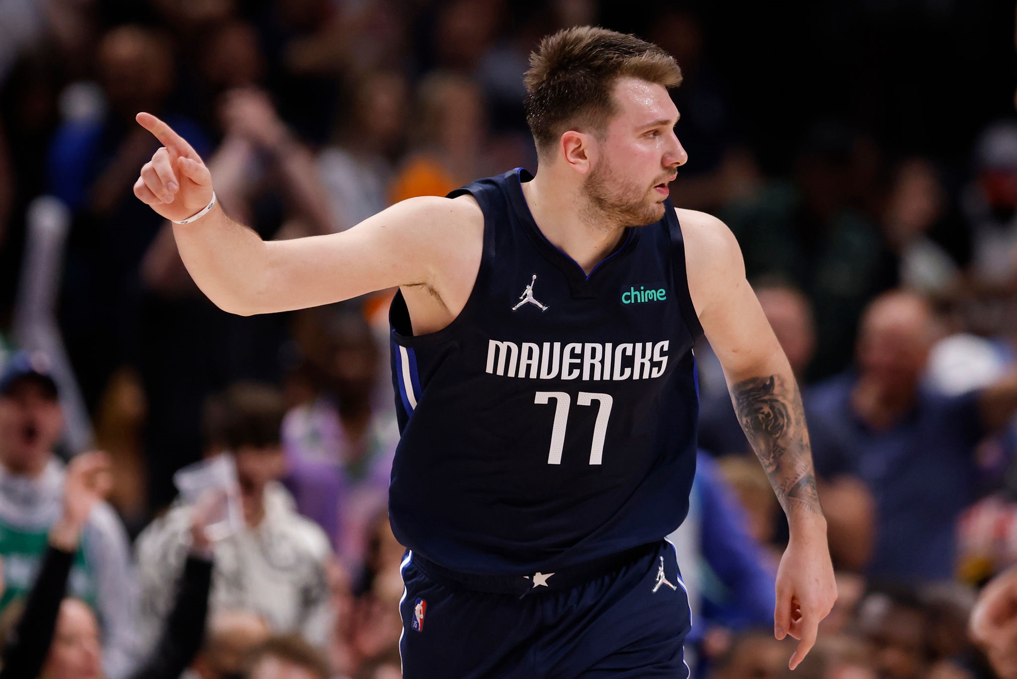 Luka Dončić of the Mavericks HD Wallpaper