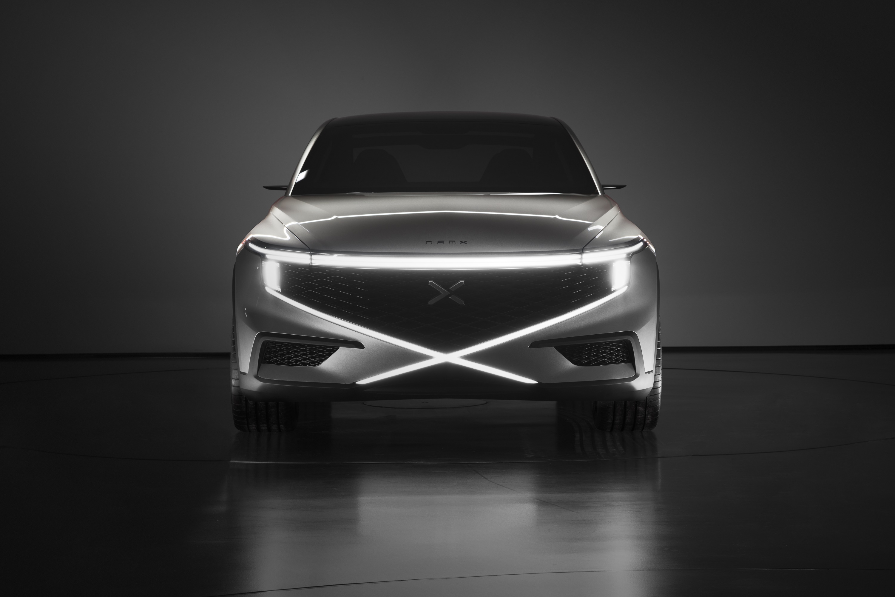 NamX HUV concept car front view HD Wallpaper