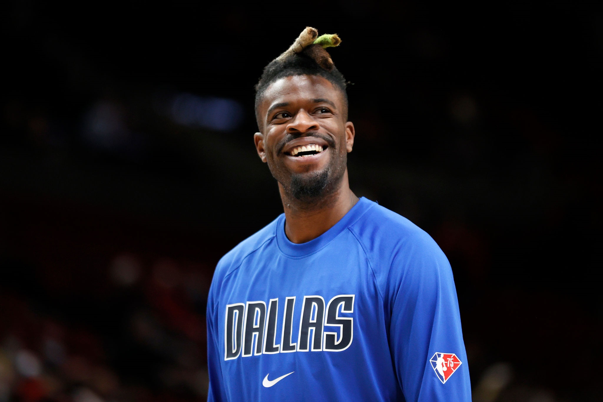 Reggie Bullock of the Dallas Mavericks HD Wallpaper