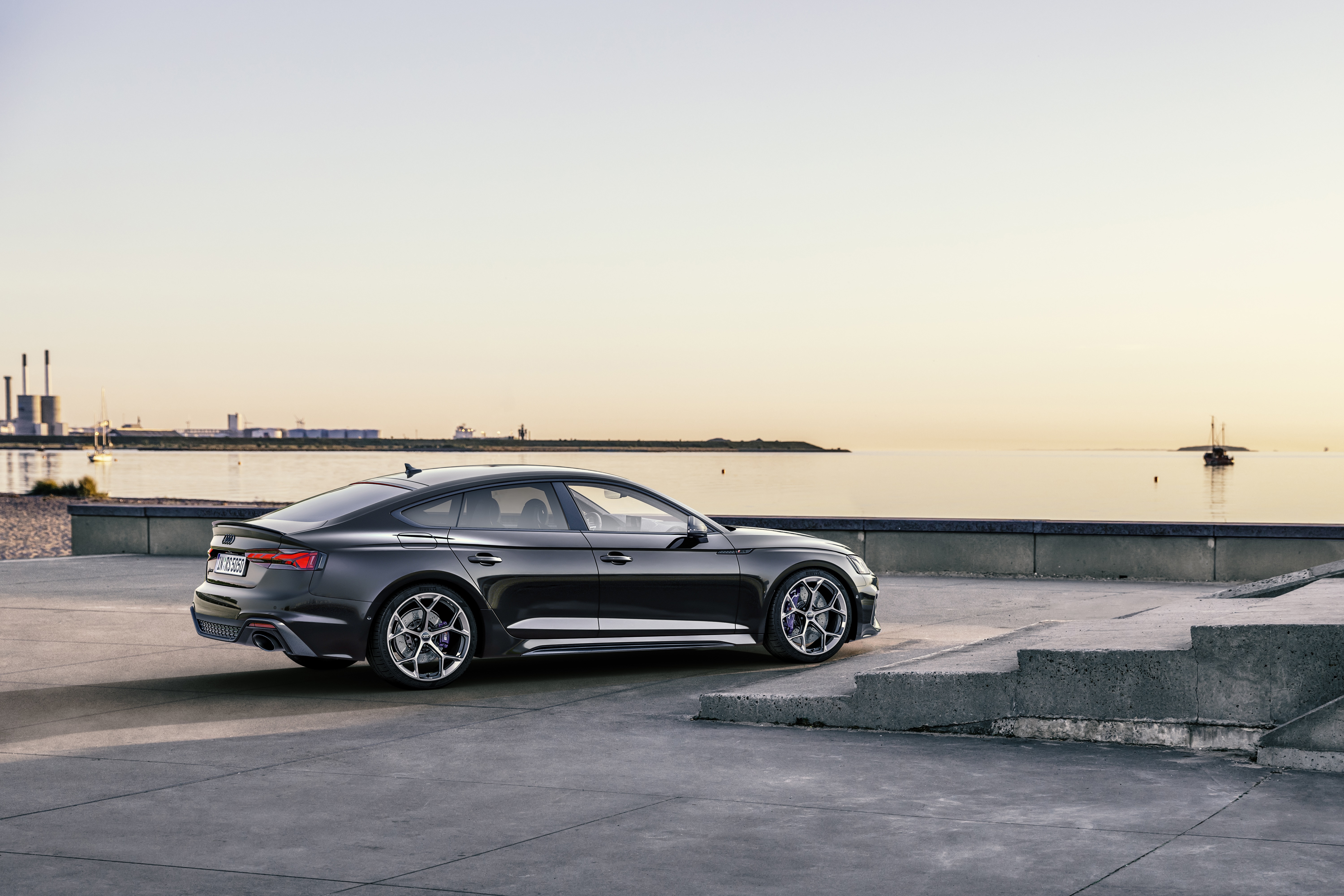 Audi RS5 HD Wallpaper