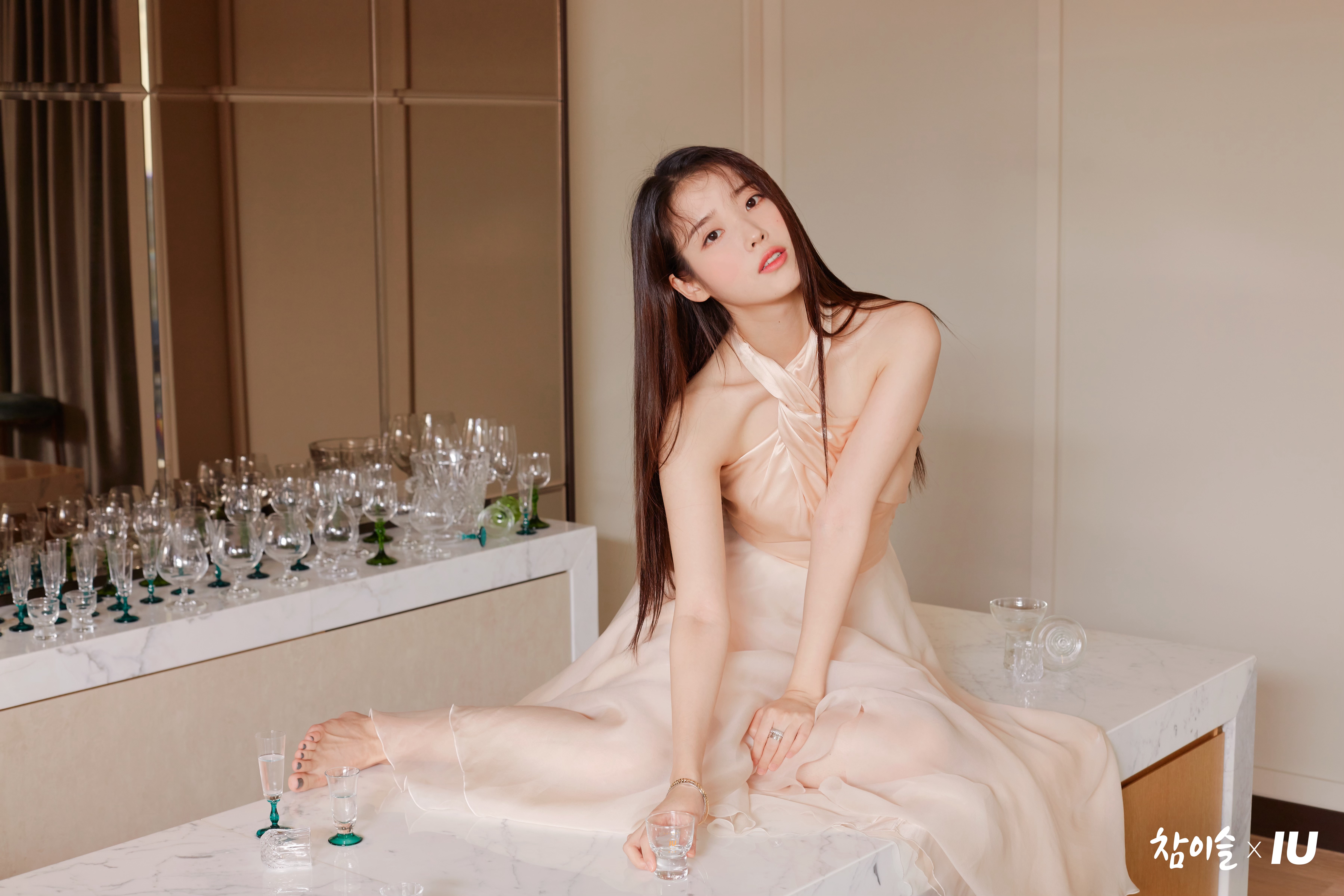 IU HD Wallpaper