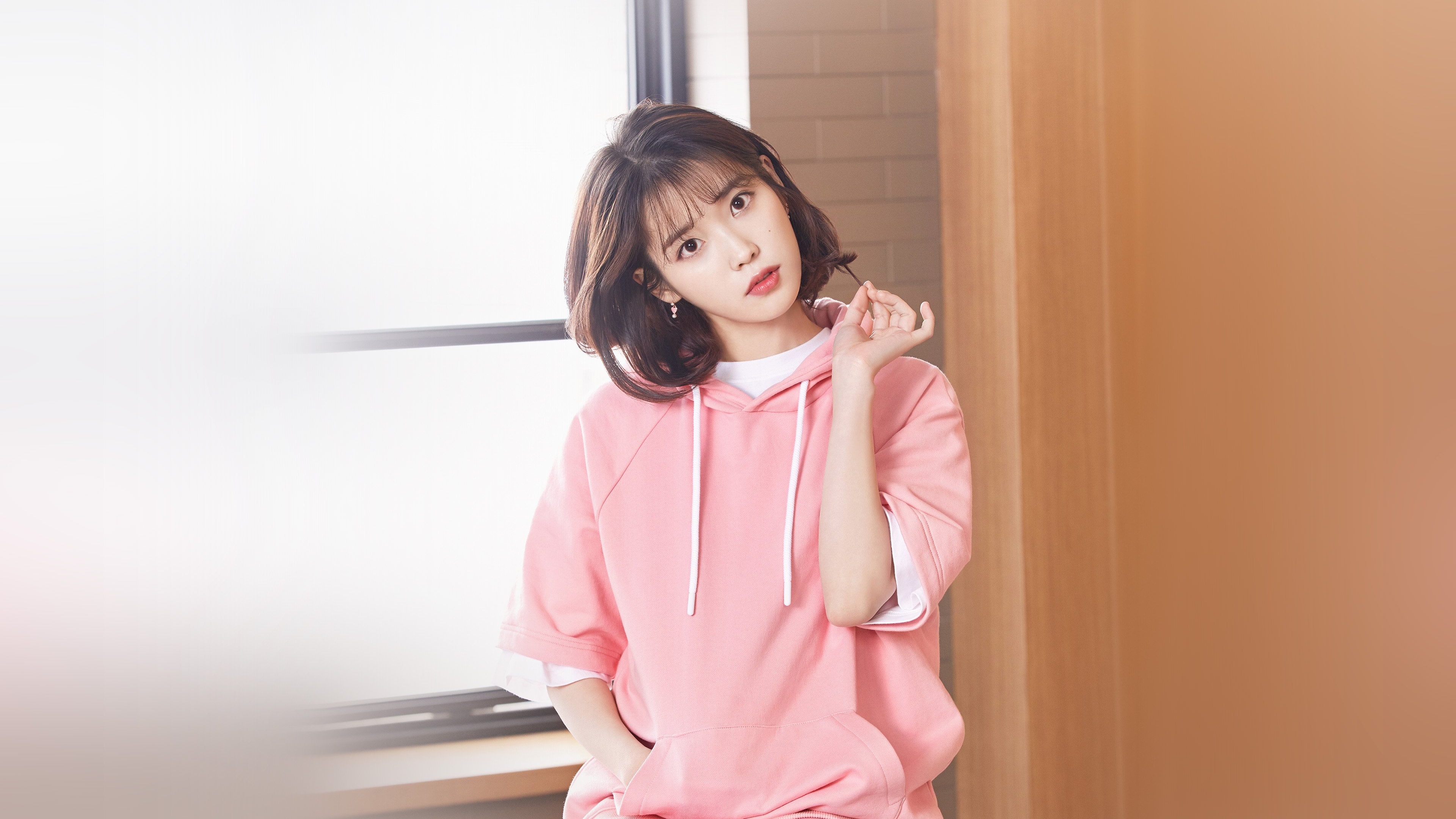 IU HD Wallpaper