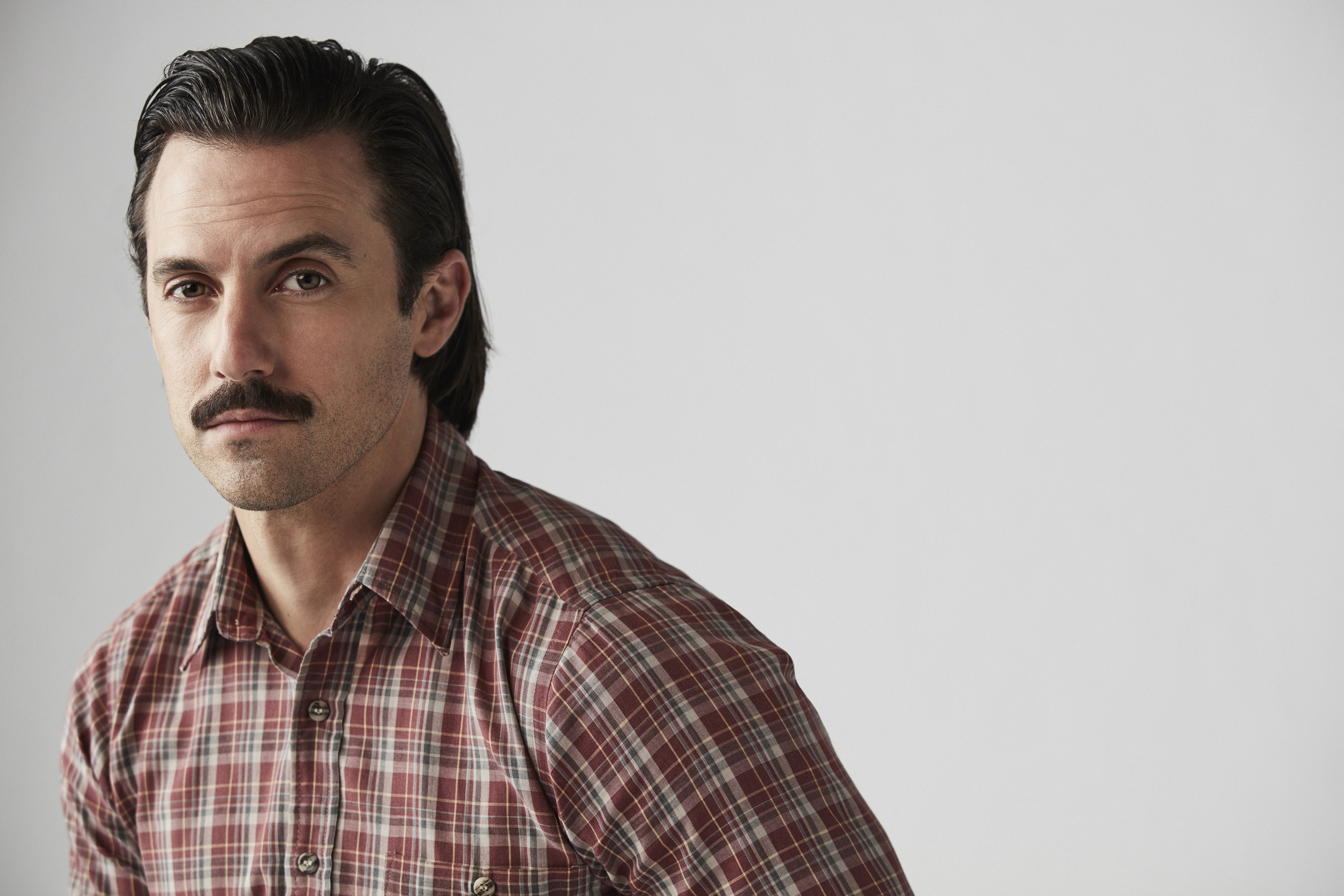 Milo Ventimiglia from This Is Us HD Wallpaper