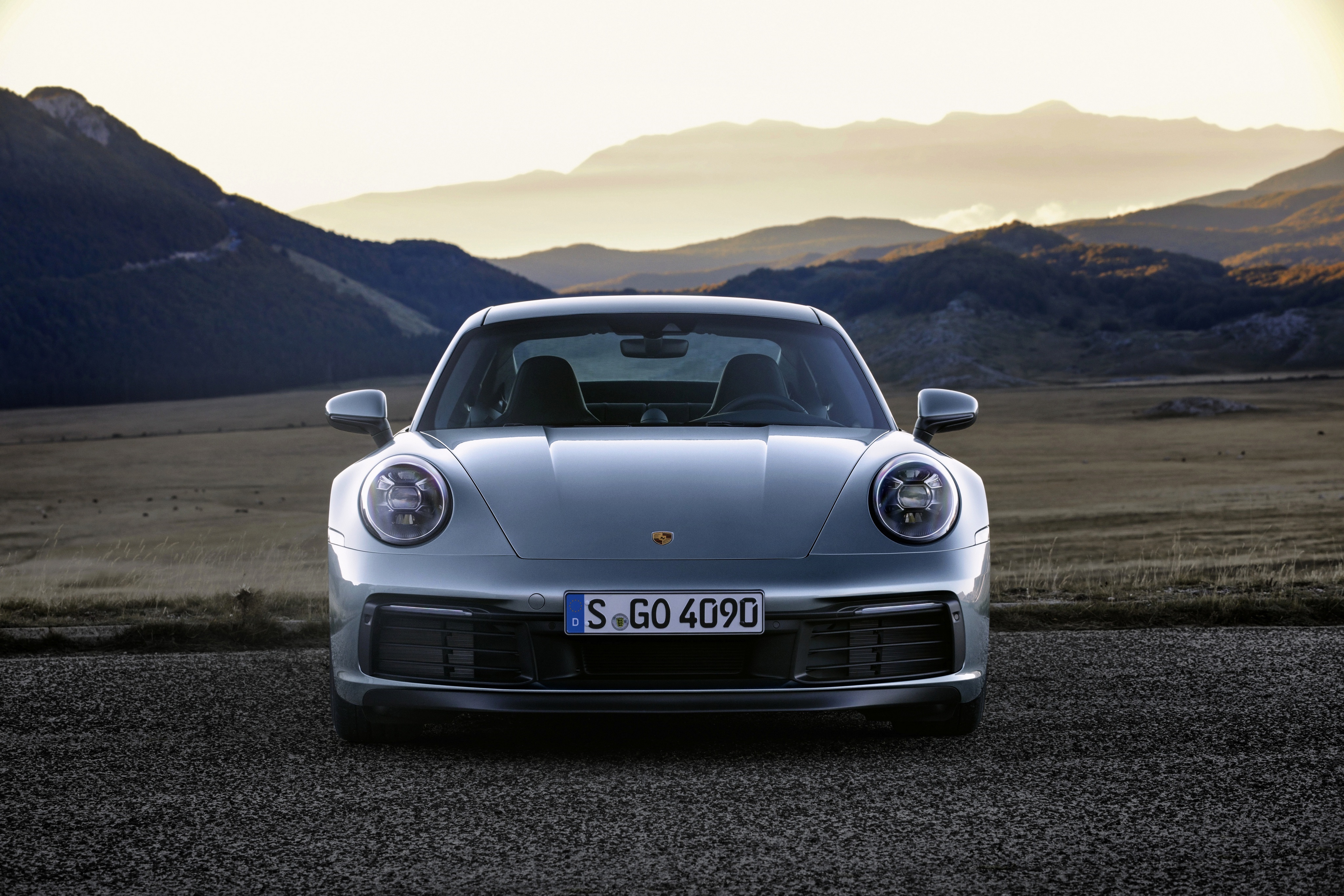 Porsche 911 Carrera 4S HD Wallpaper