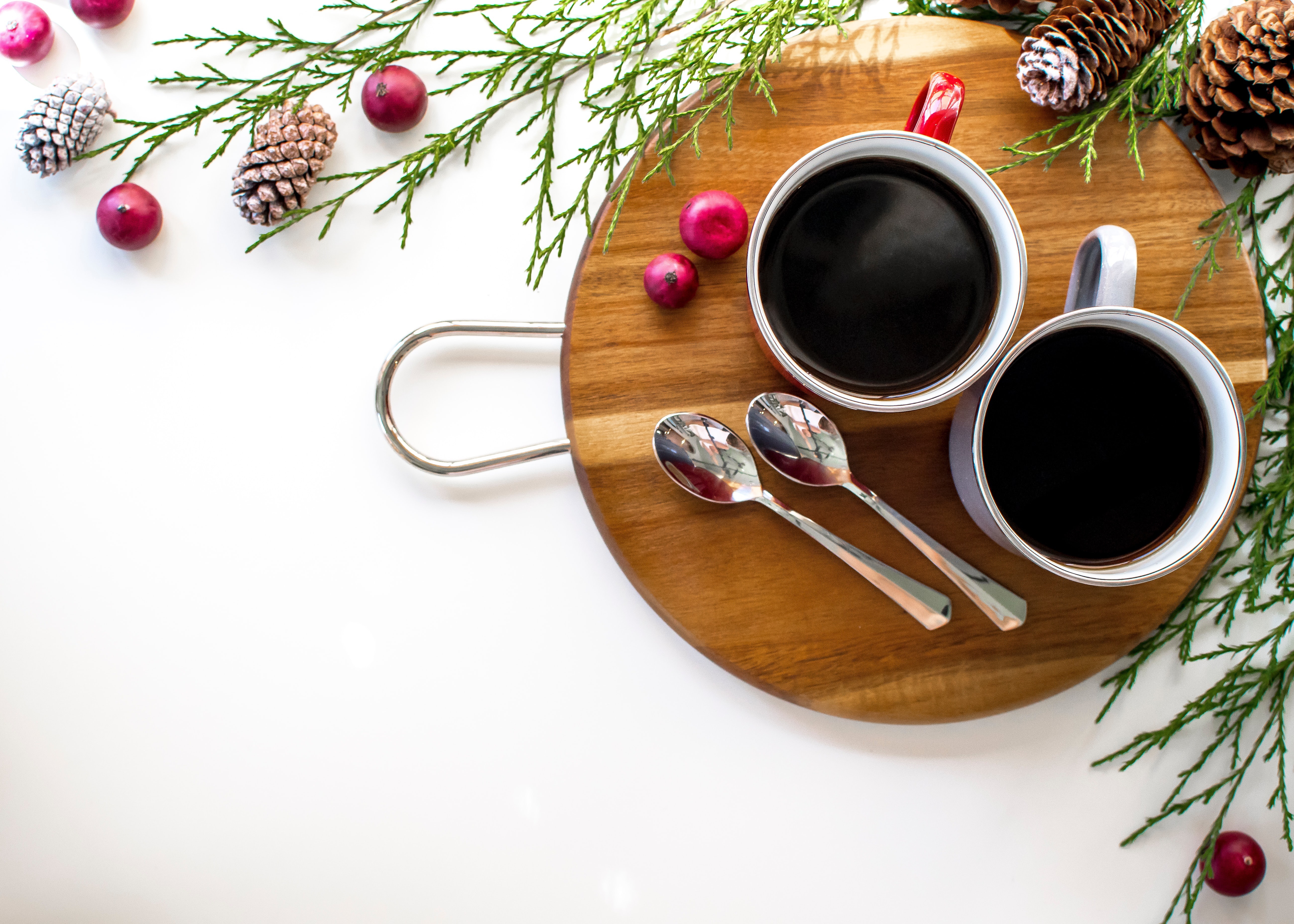 Two cups of coffee with Christmas decorations HD Wallpaper