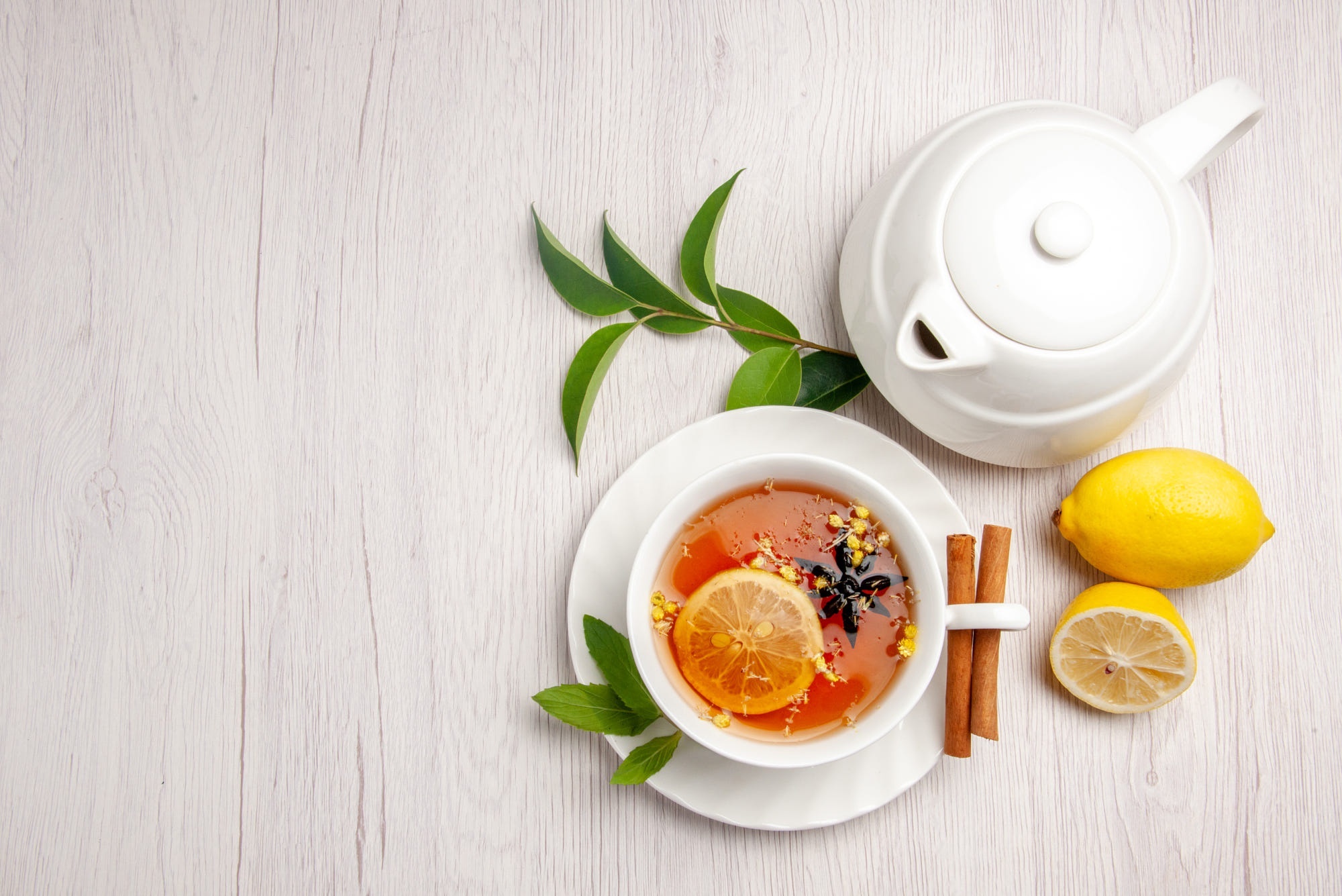 Tea with lemon and cinnamon HD Wallpaper
