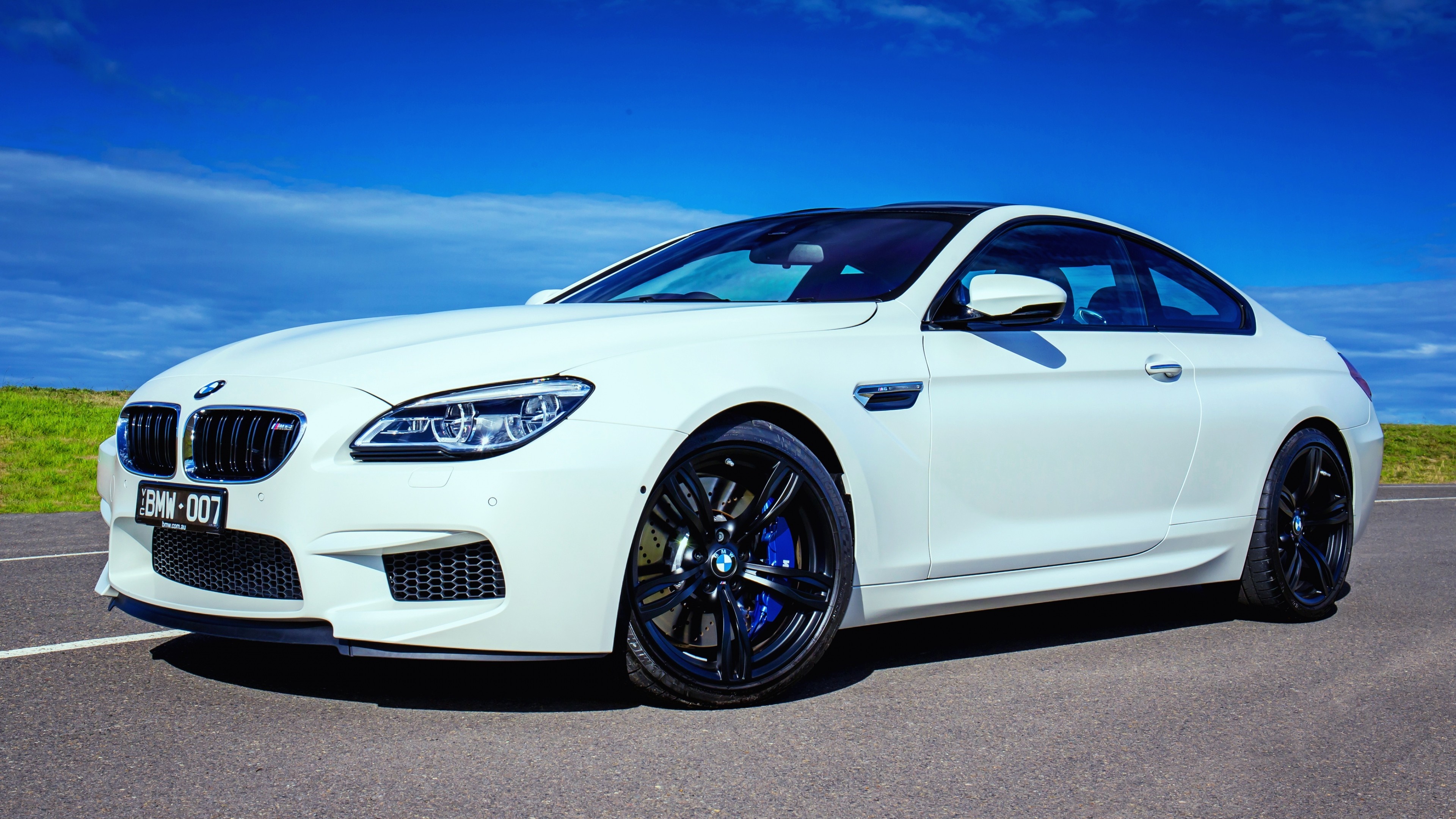 White BMW M6 Coupe 4K HD Wallpaper