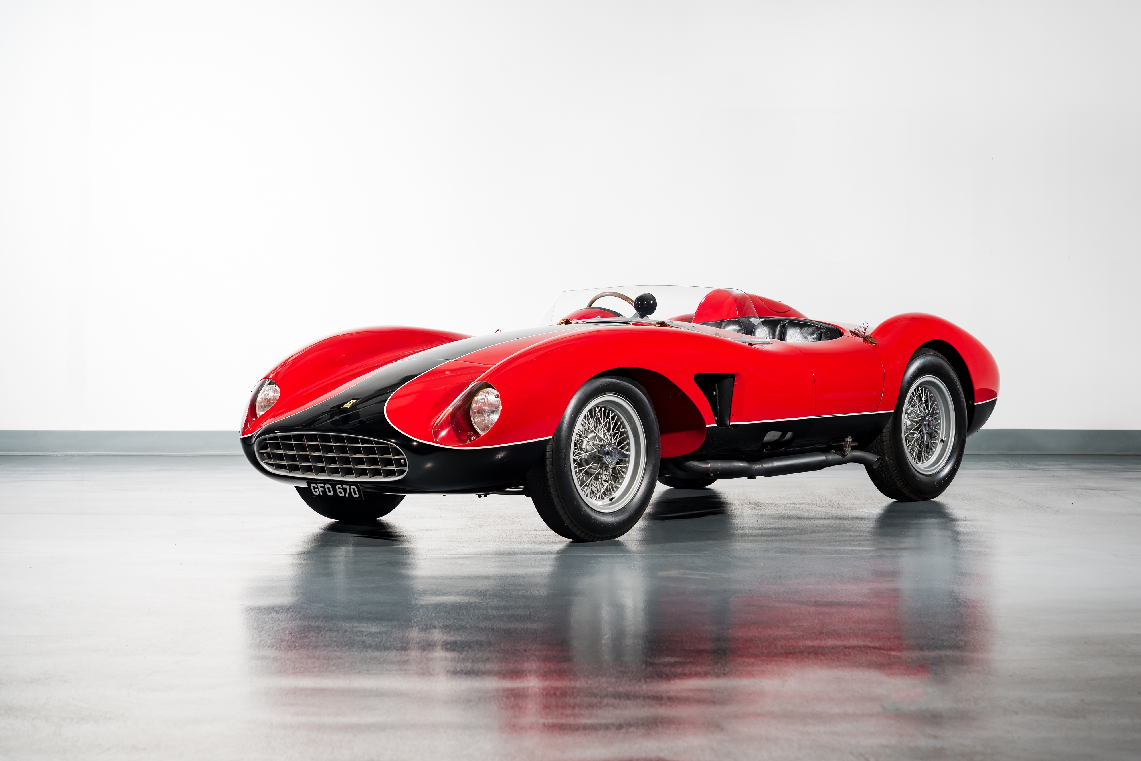 Red and black Ferrari 500 TRC 4K HD Wallpaper