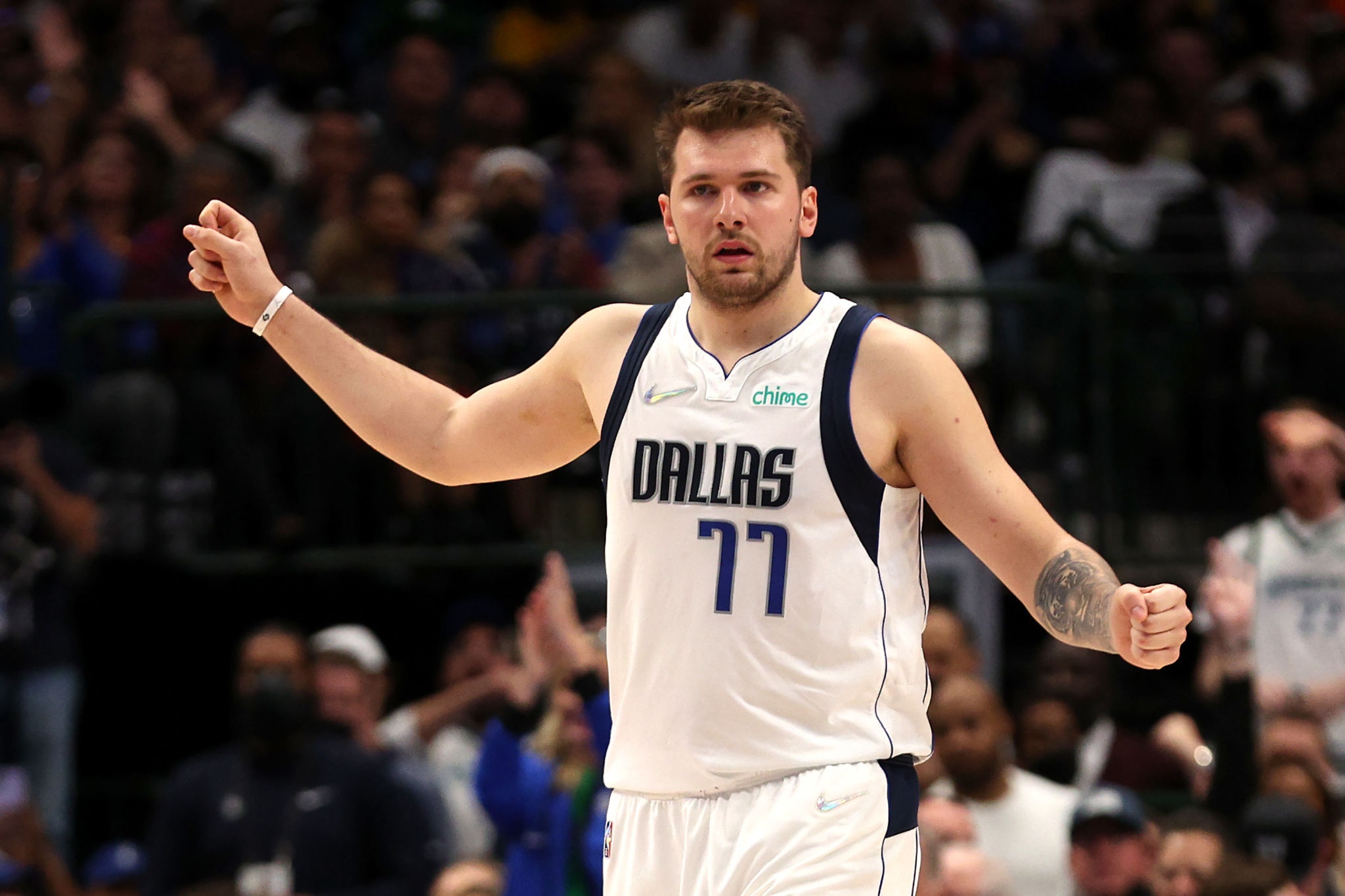 Luka Dončić of Dallas Mavericks HD Wallpaper