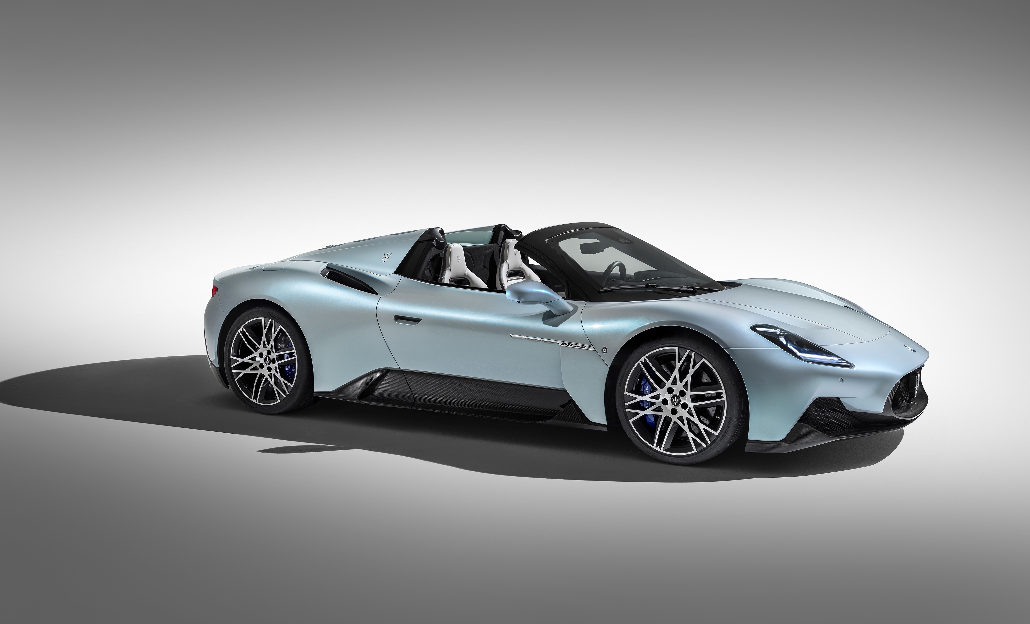 Maserati MC20 Cielo convertible sports car HD Wallpaper
