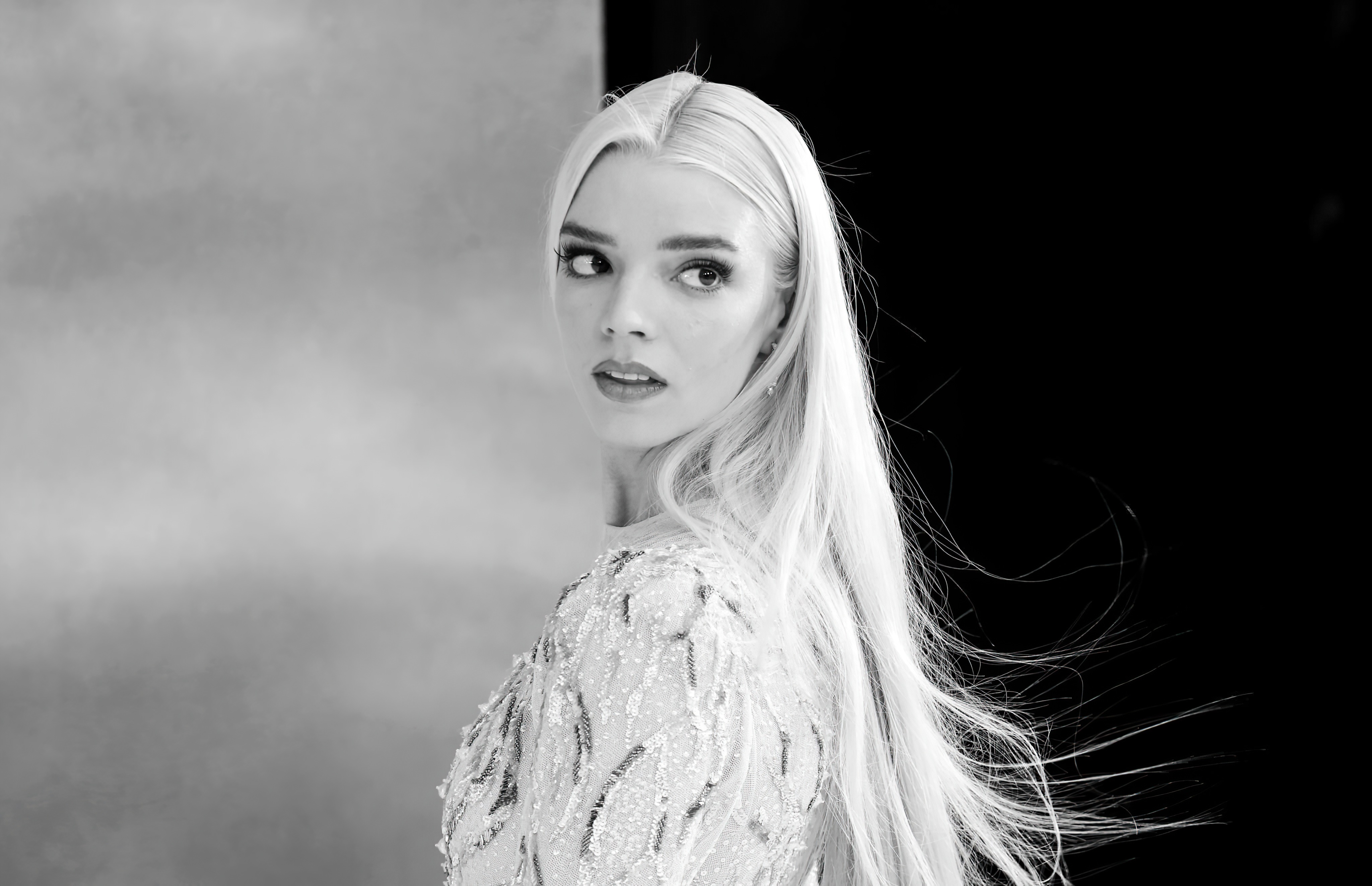 Anya Taylor-Joy in monochrome HD Wallpaper