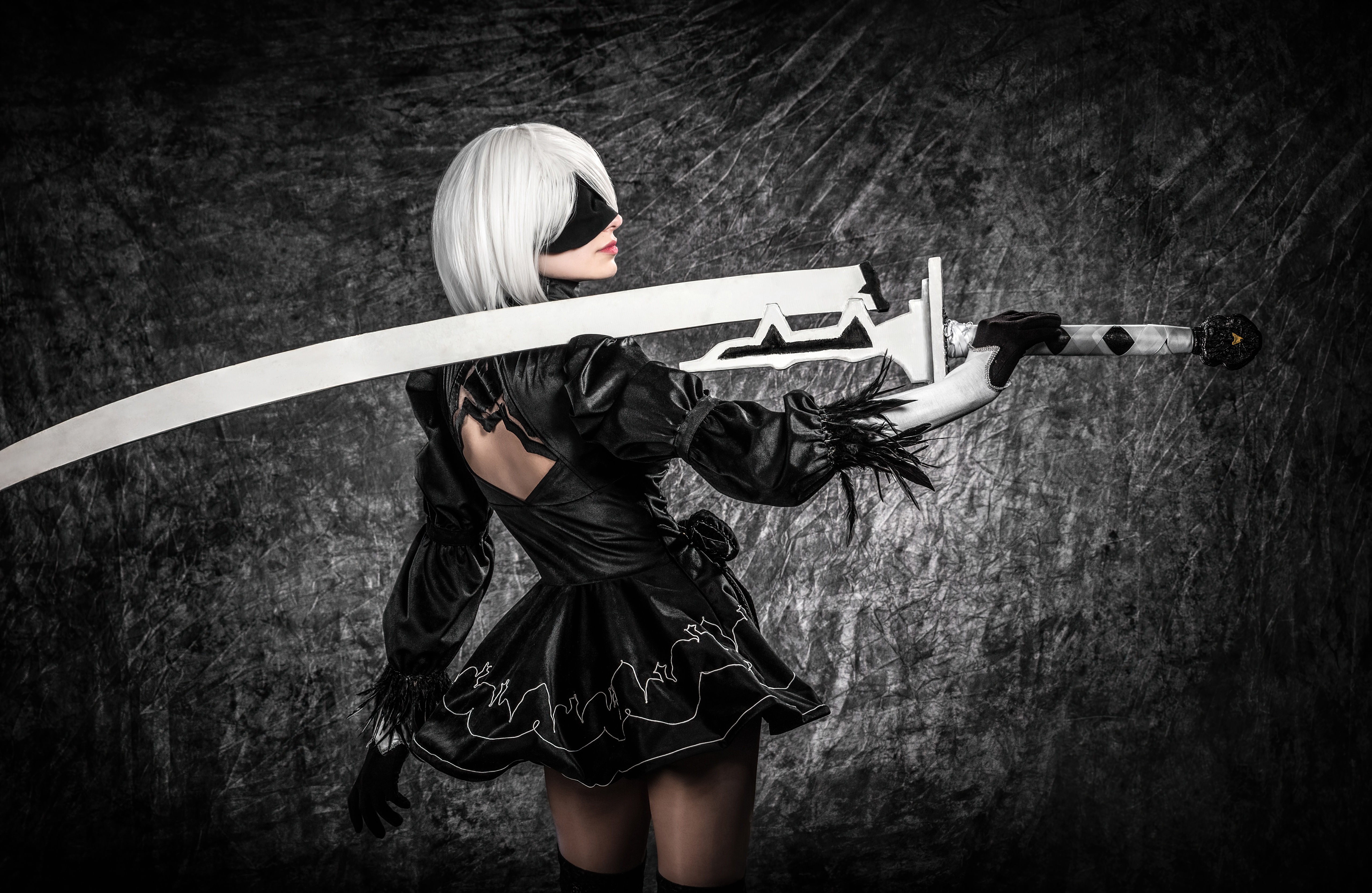 2B from Nier Automata Cosplay with Sword HD Wallpaper
