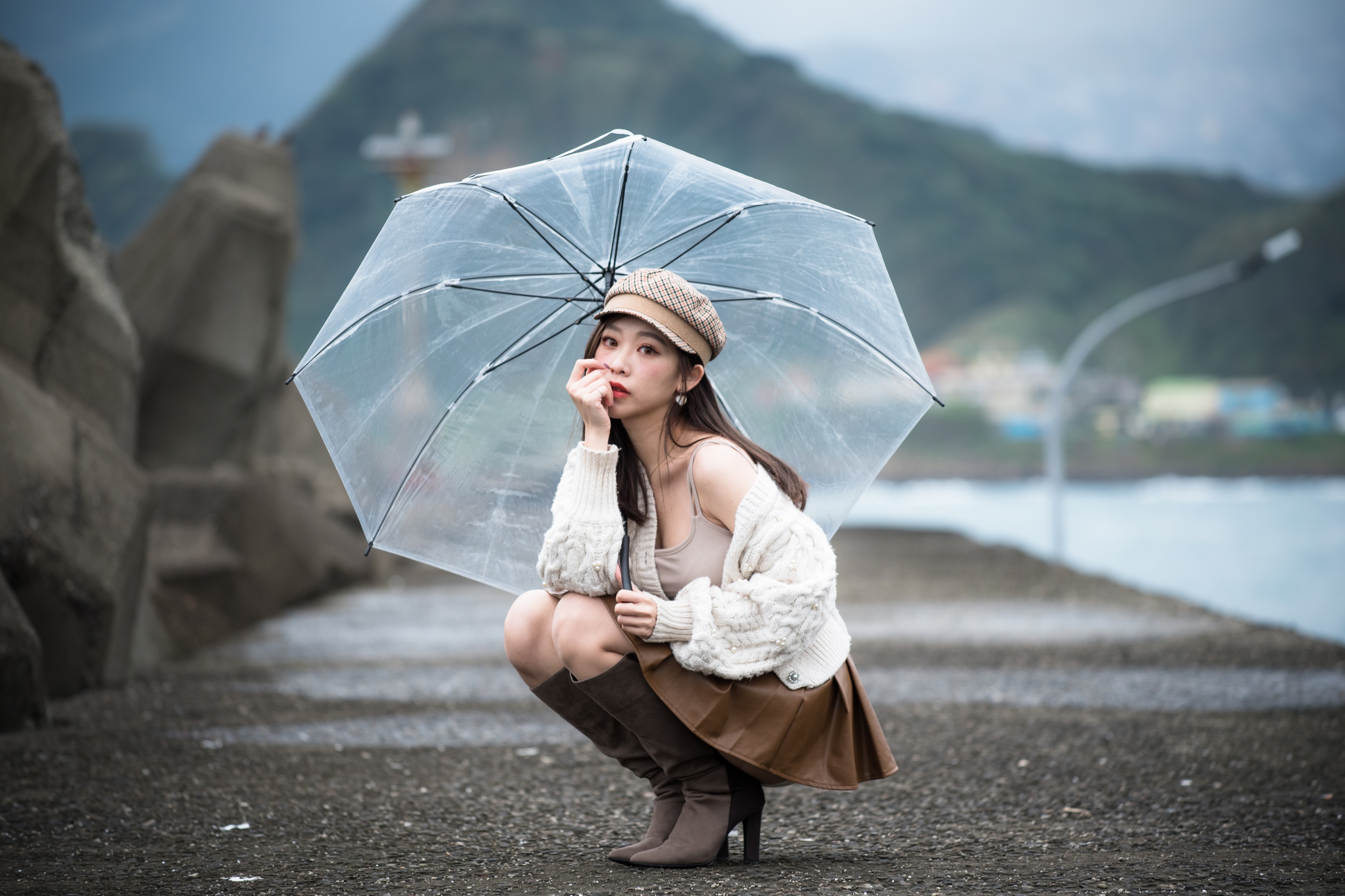 Asian woman with umbrella on a pier HD Wallpaper
