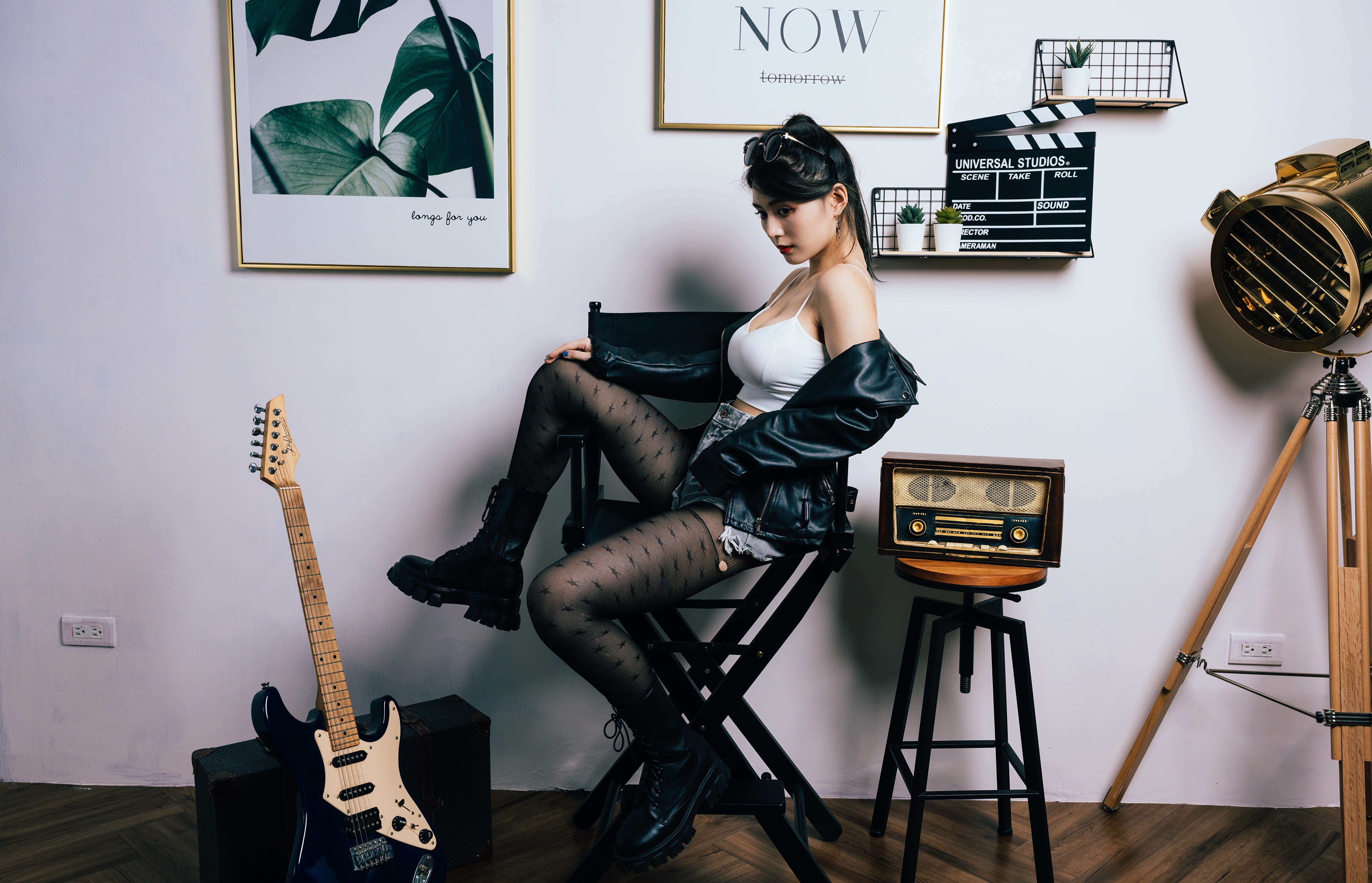 Asian woman with guitar and vintage radio HD Wallpaper