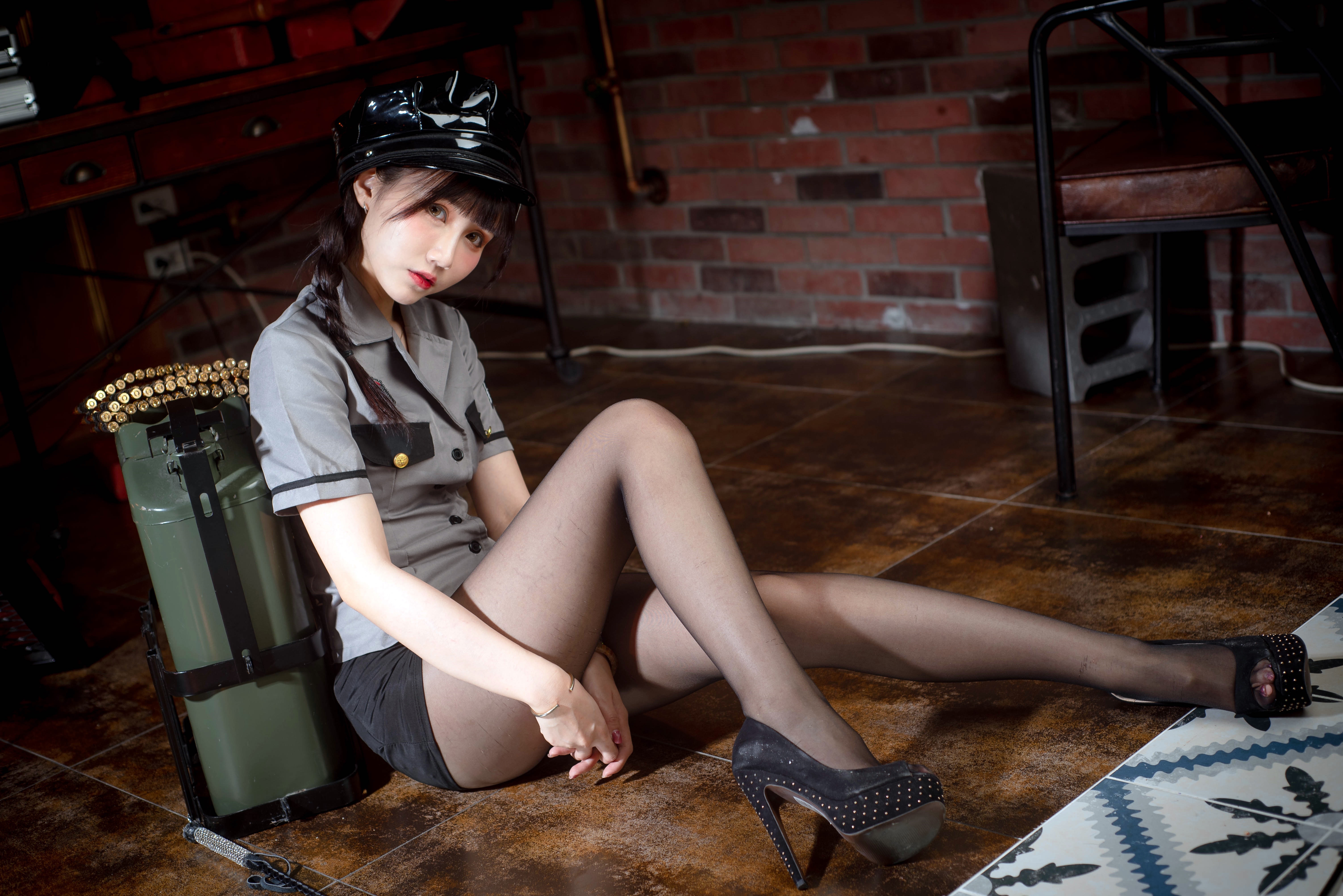 5K 6K Asian Brunette girl Uniform Sitting Hands HD Wallpaper