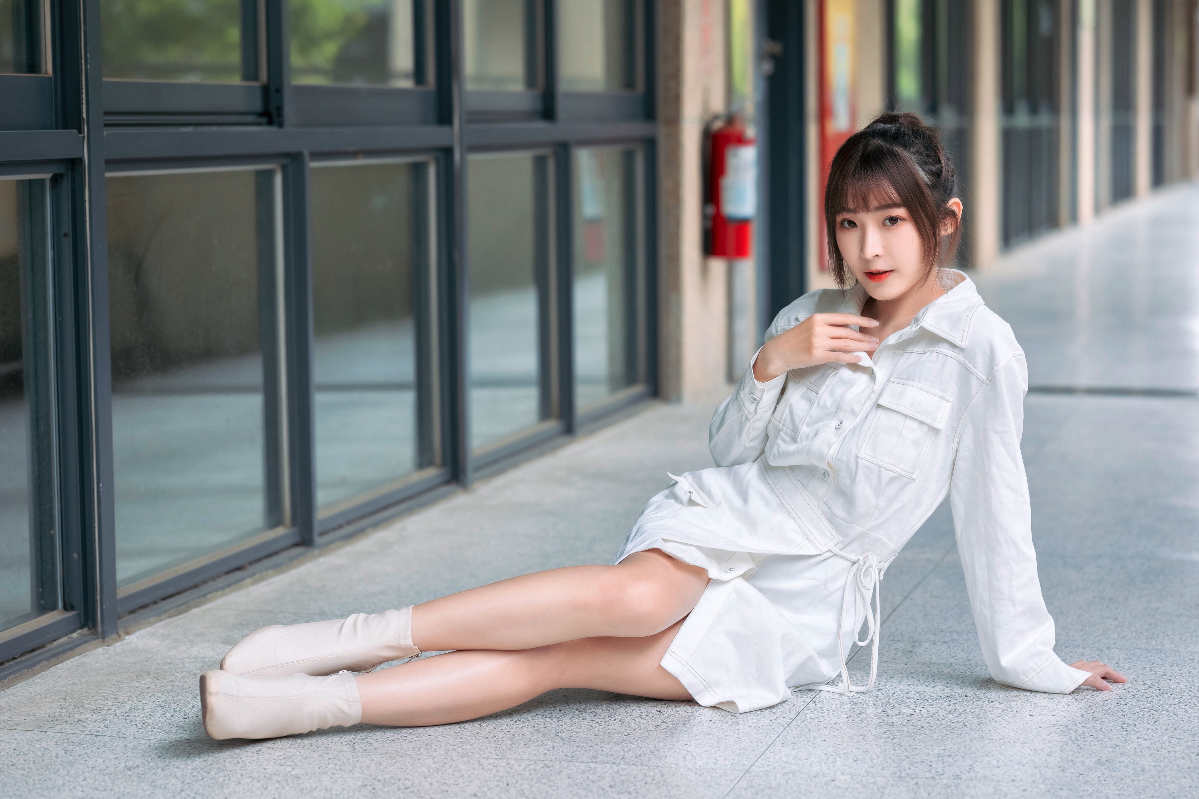 Asian woman in white dress posing HD Wallpaper