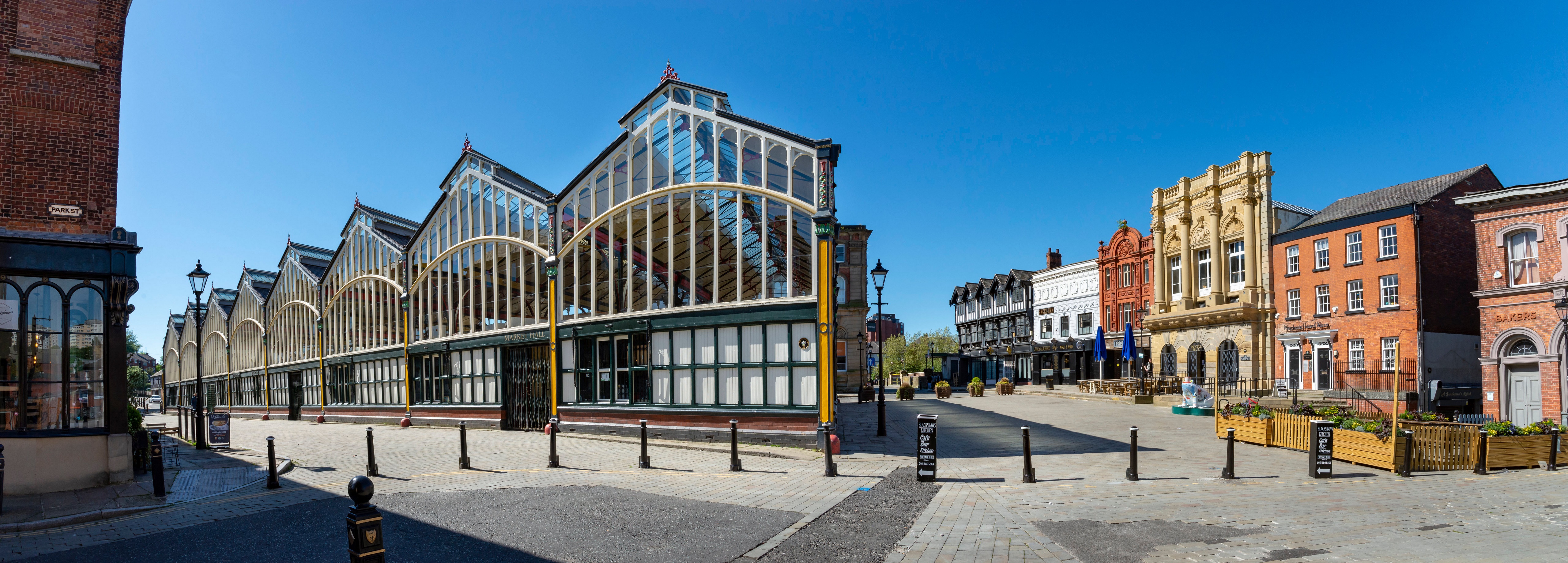 Stockport Town Square Panorama with Market Hall HD Wallpaper