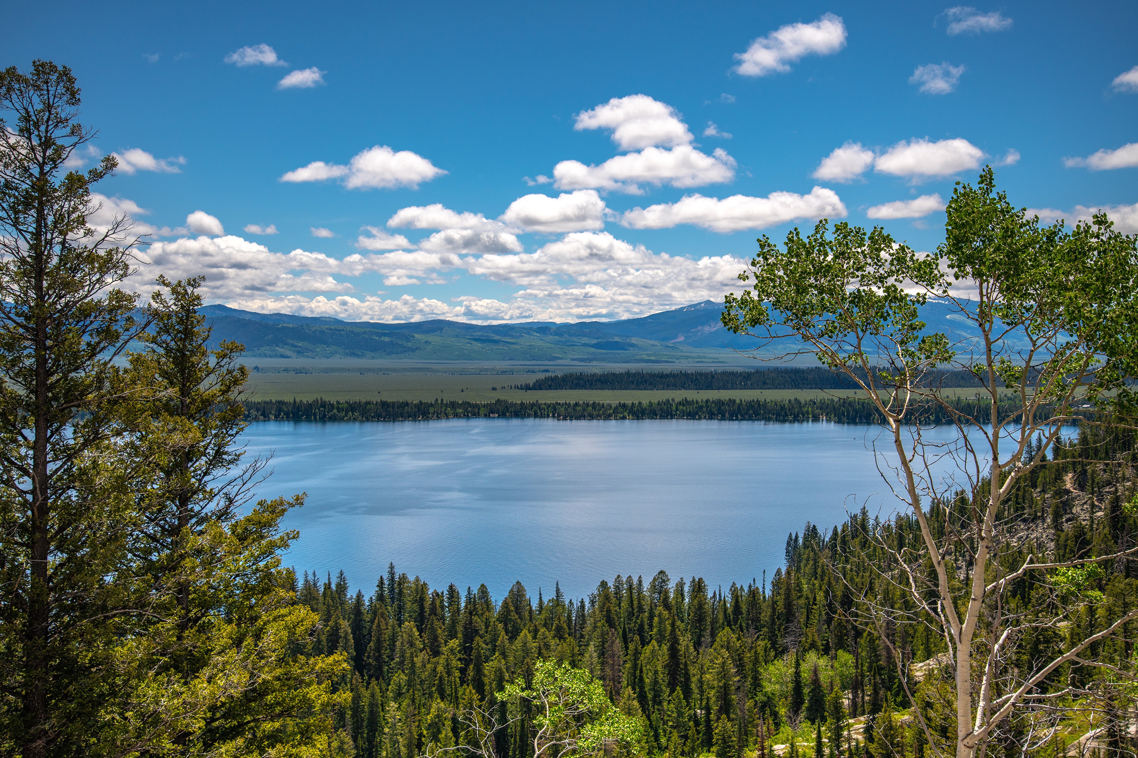 Grand Teton National Park Lake Scenery with Clouds HD Wallpaper