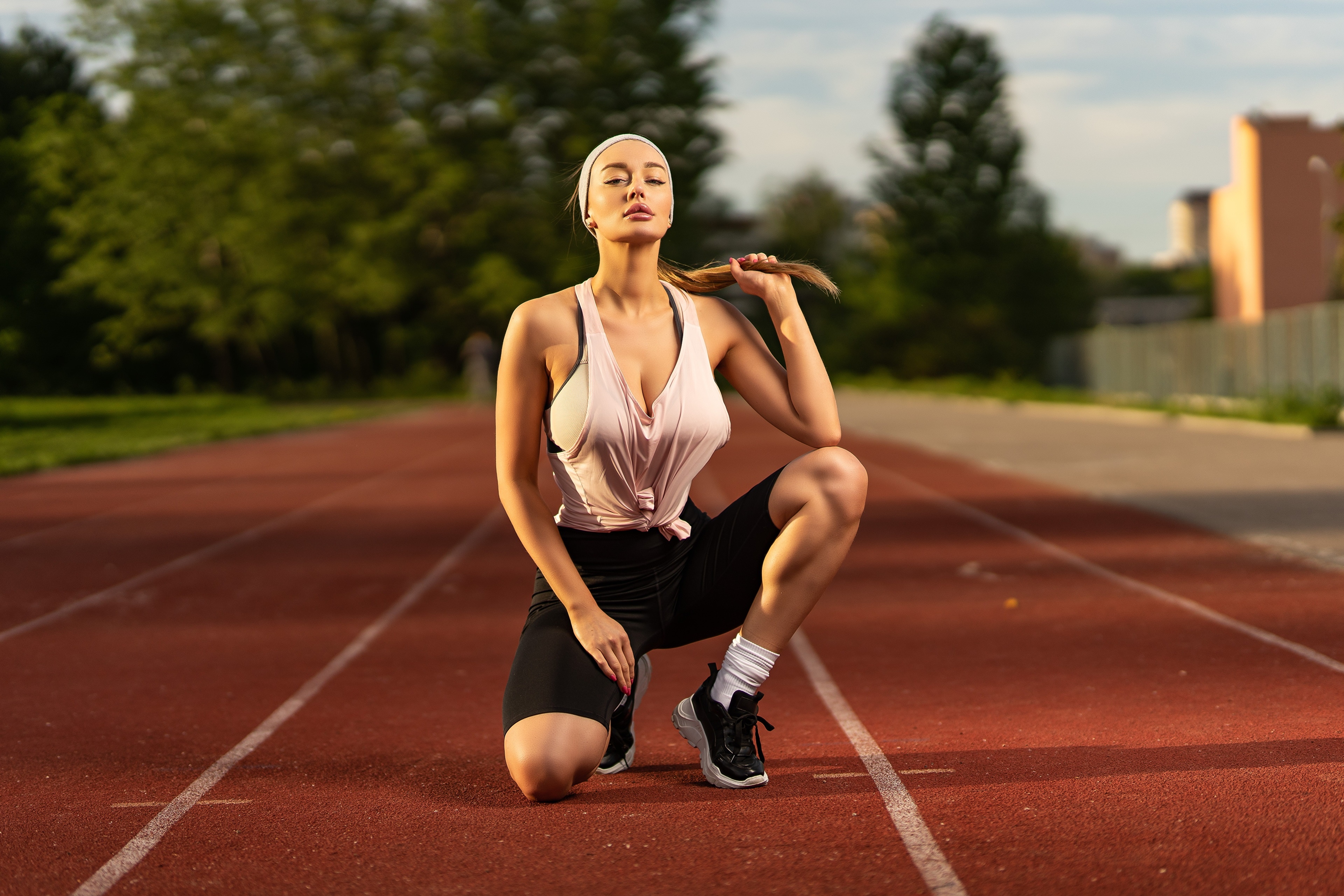 Elena Veyron on a running track HD Wallpaper