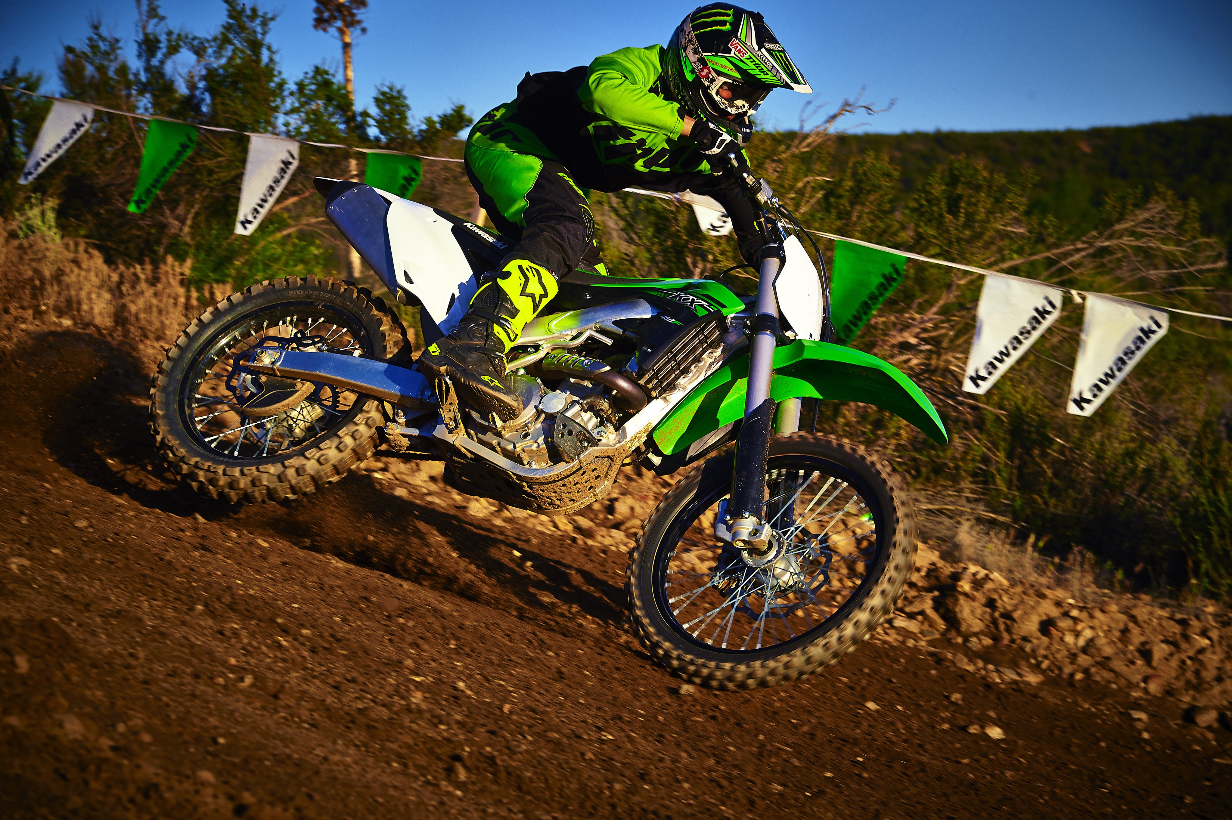 2013-15 Kawasaki KX450F motocross rider HD Wallpaper
