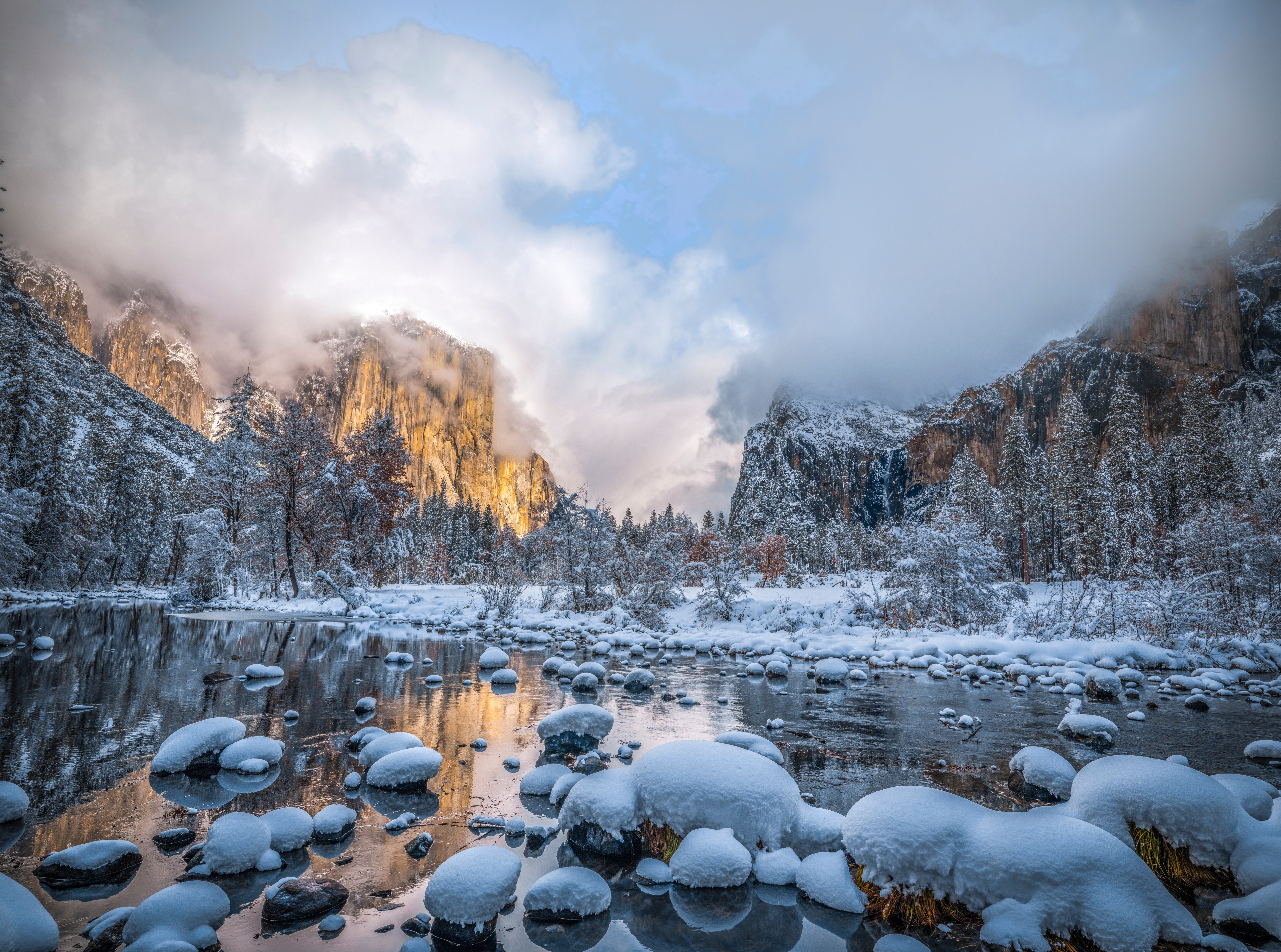 Yosemite National Park in Winter with Snow and Mountains HD Wallpaper