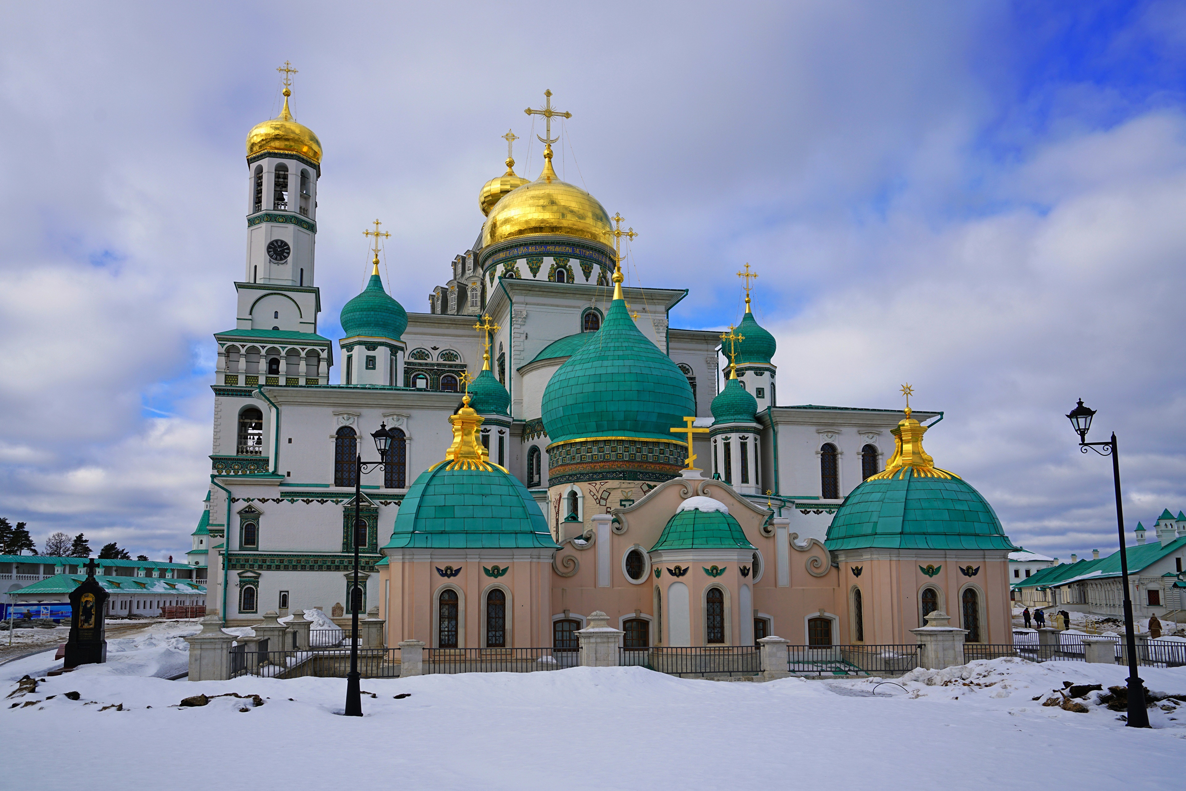 New Jerusalem Monastery in Russia with Snow HD Wallpaper