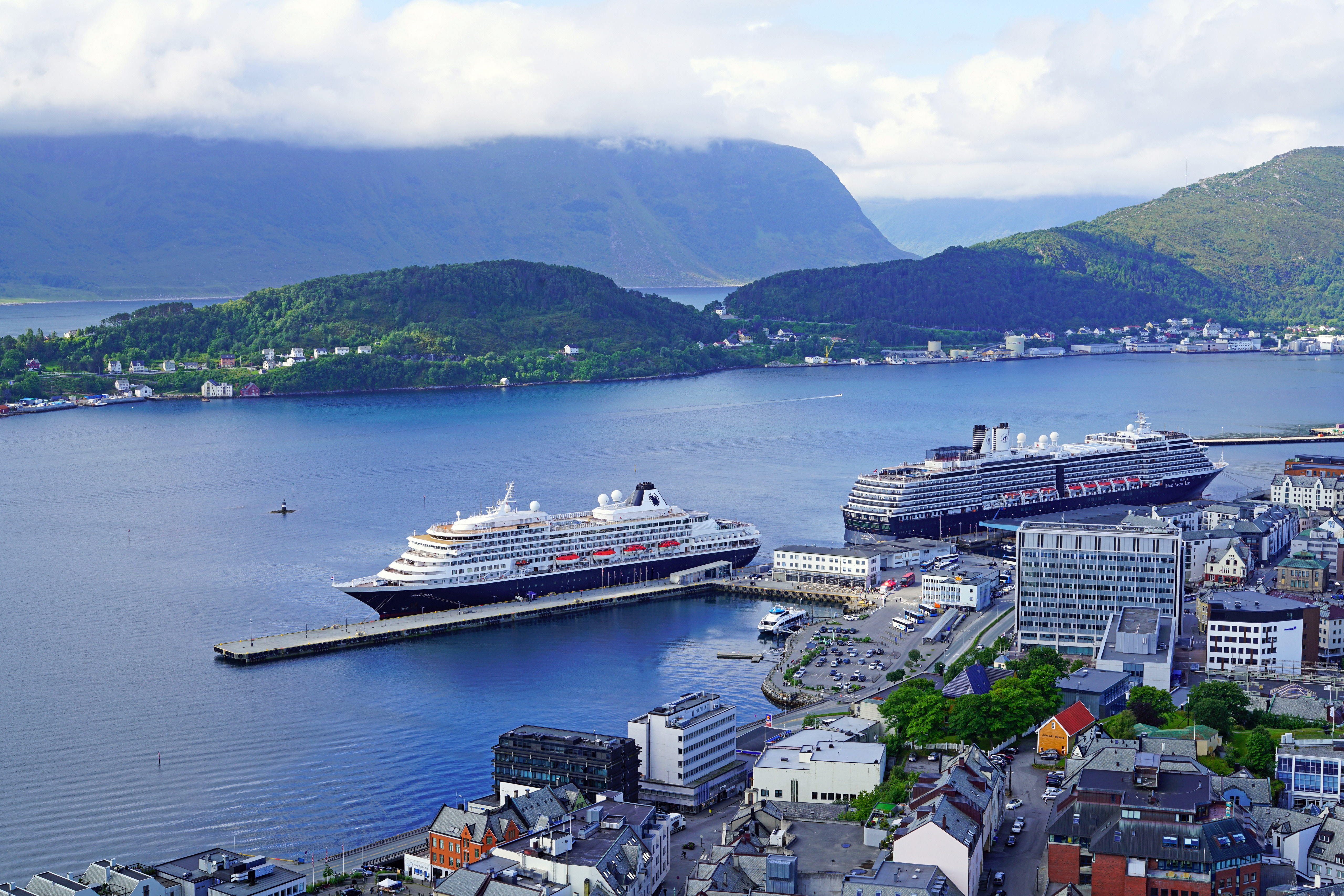 Norway Cruise Liners Docked in a Coastal Town with Mountains HD Wallpaper