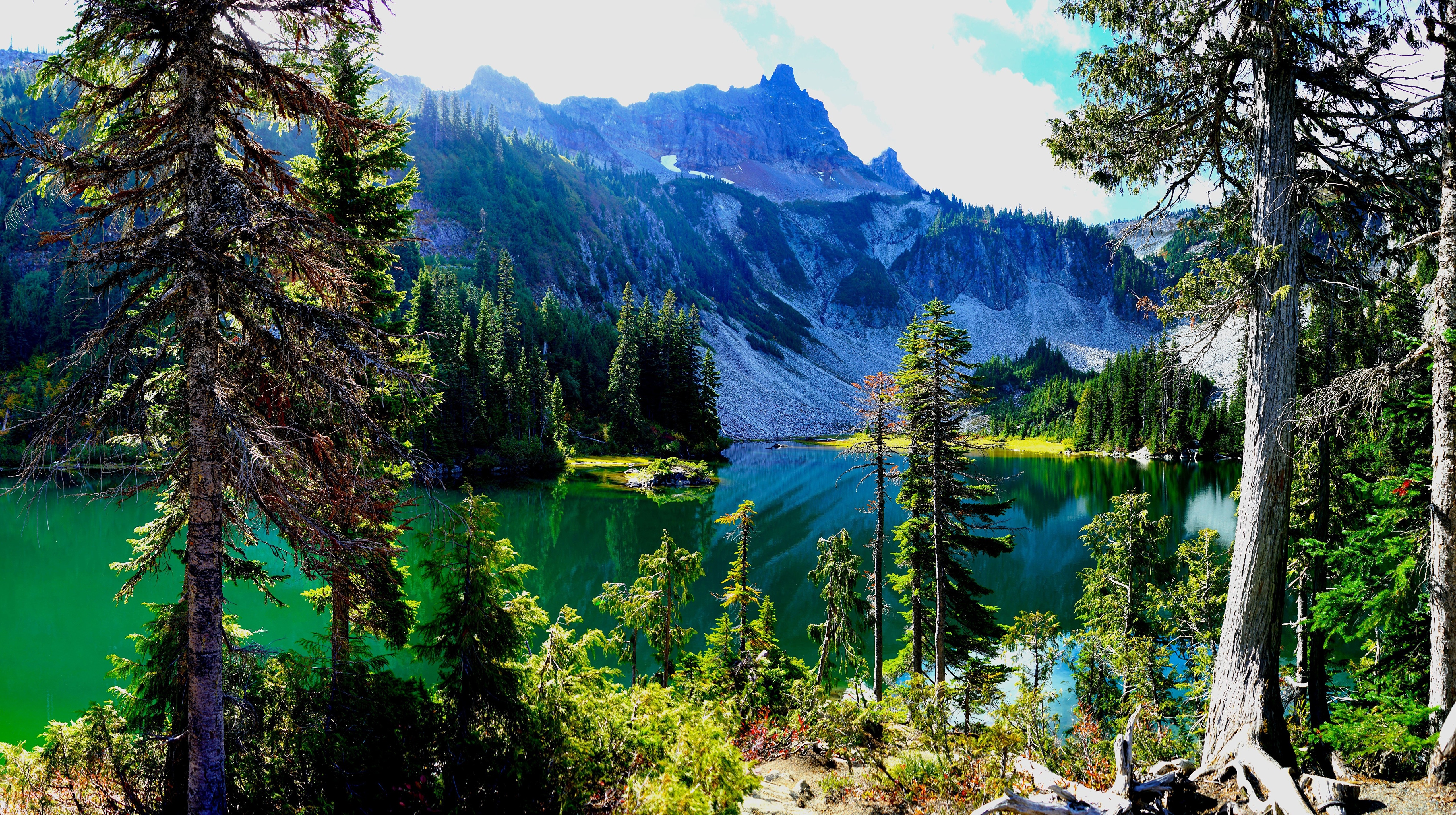 Snow Lake in Mount Rainier National Park, USA HD Wallpaper