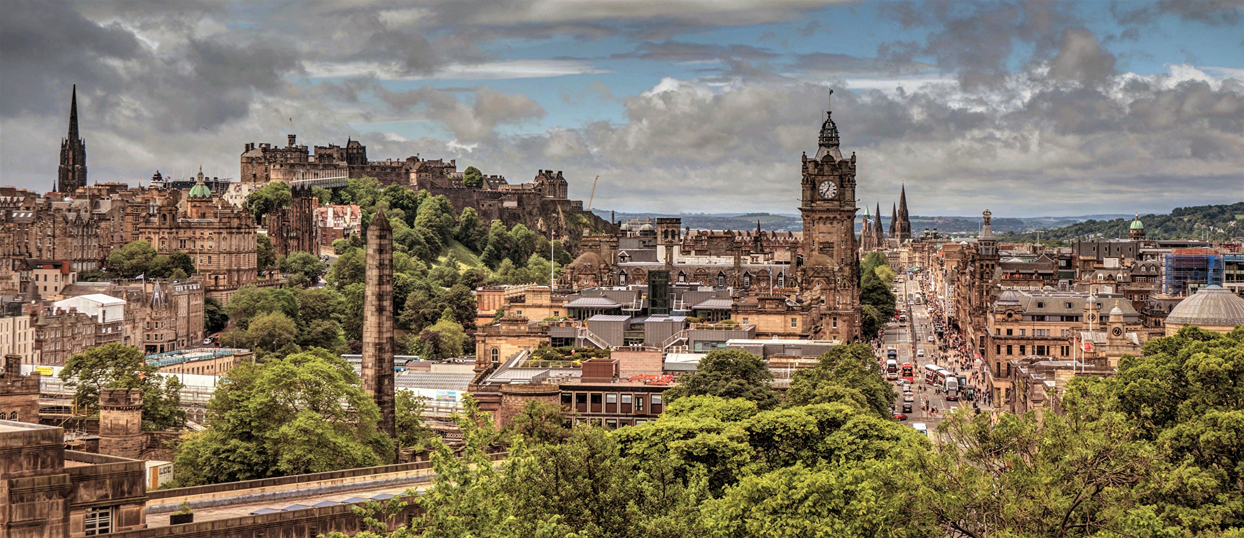 Edinburgh cityscape with castle and clock tower HD Wallpaper