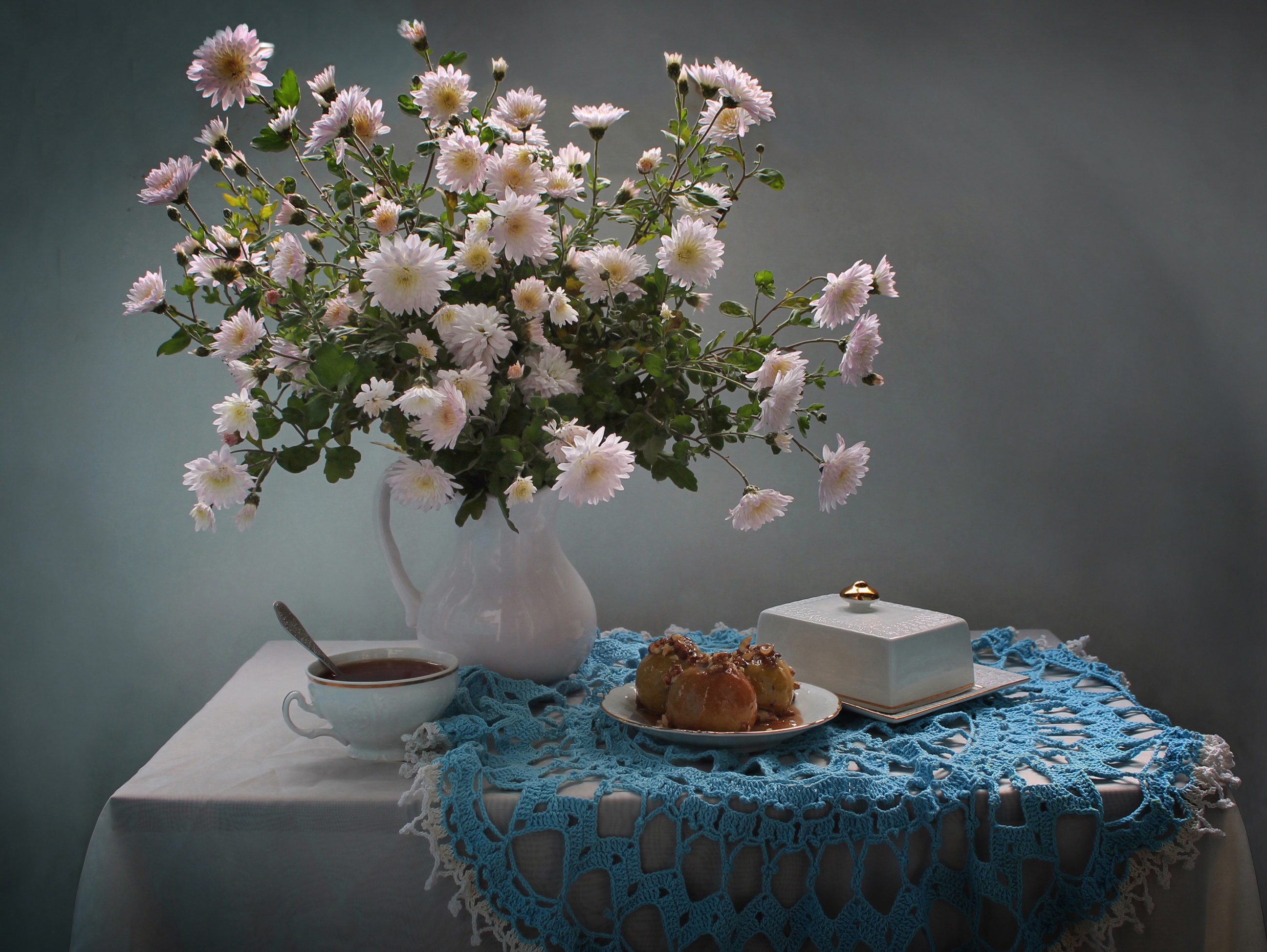 Still-life with Chrysanthemums, Tea, and Baked Apples HD Wallpaper