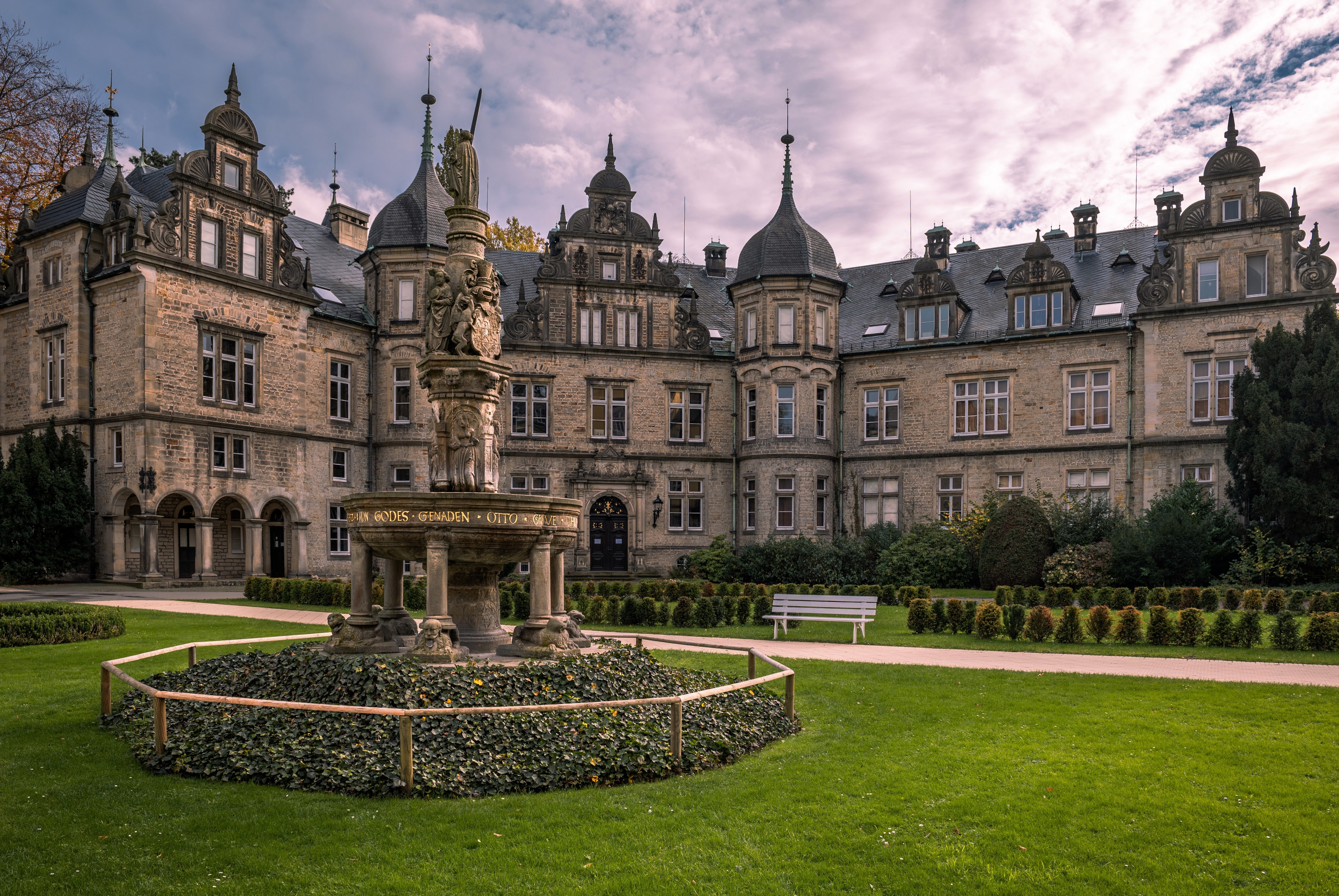 Castle with Fountain and Garden in Germany HD Wallpaper