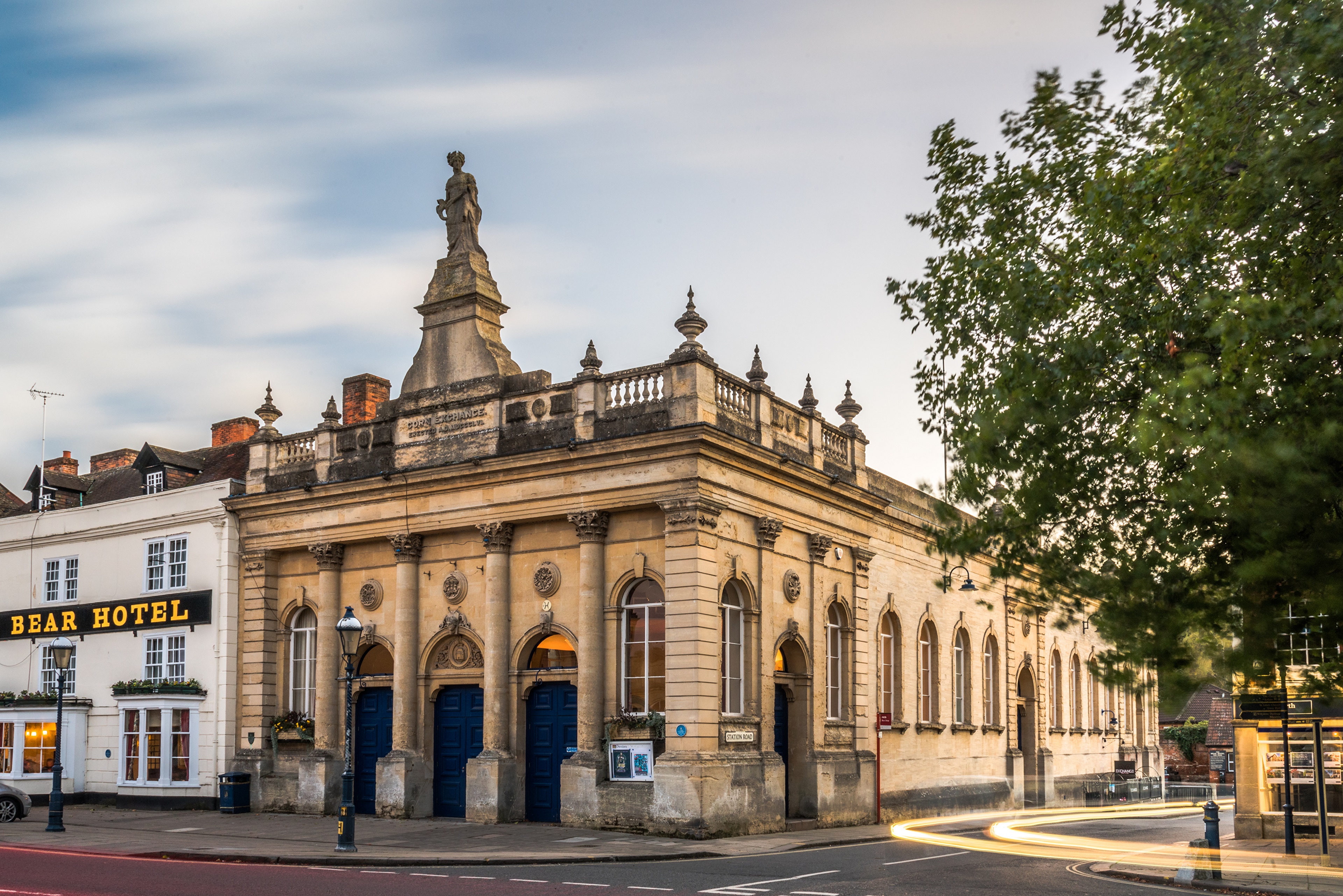Devizes Corn Exchange, England HD Wallpaper