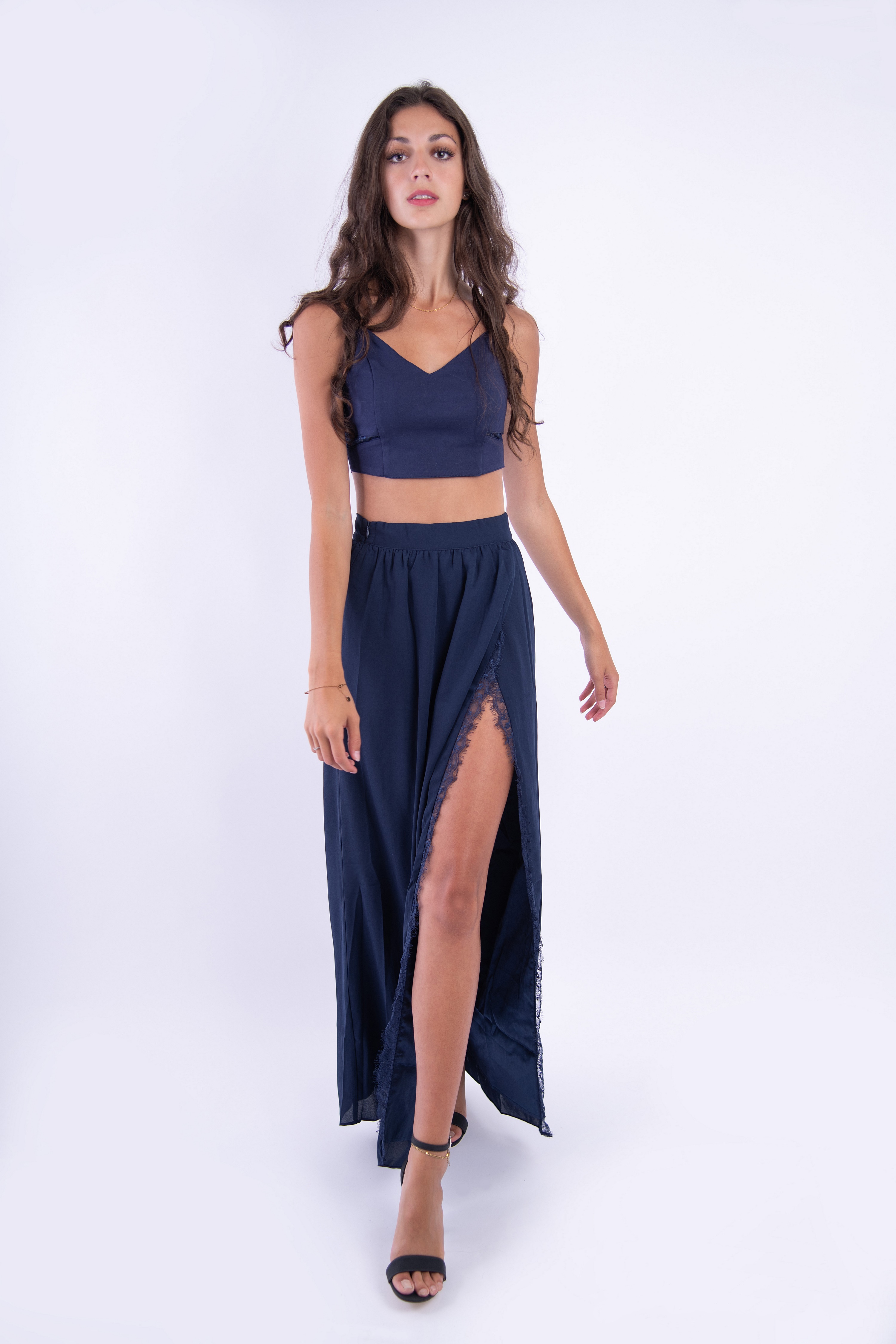 Woman in navy blue crop top and skirt HD Phone Wallpaper