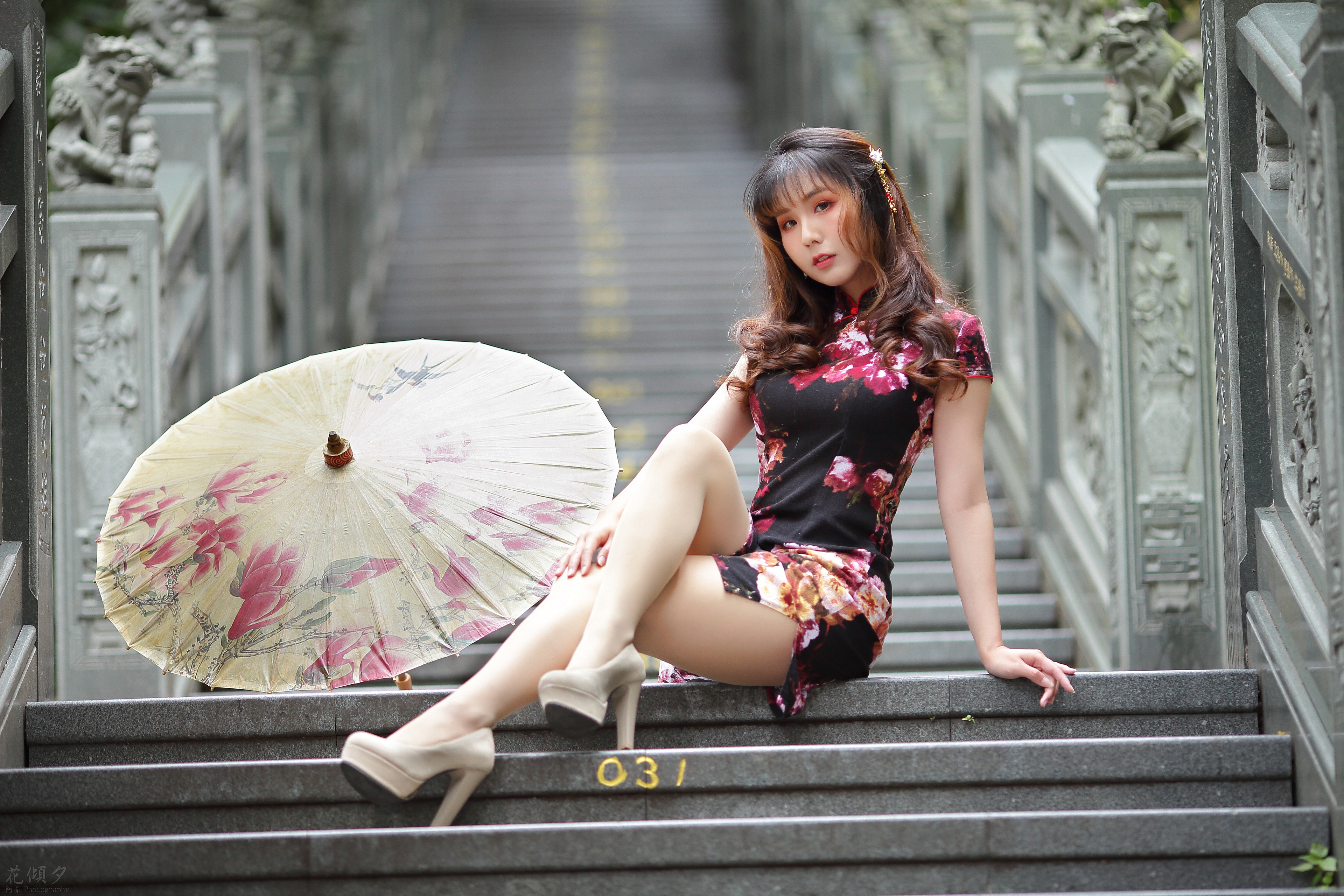 Asian Model in Cheongsam with Umbrella on Stairs HD Wallpaper