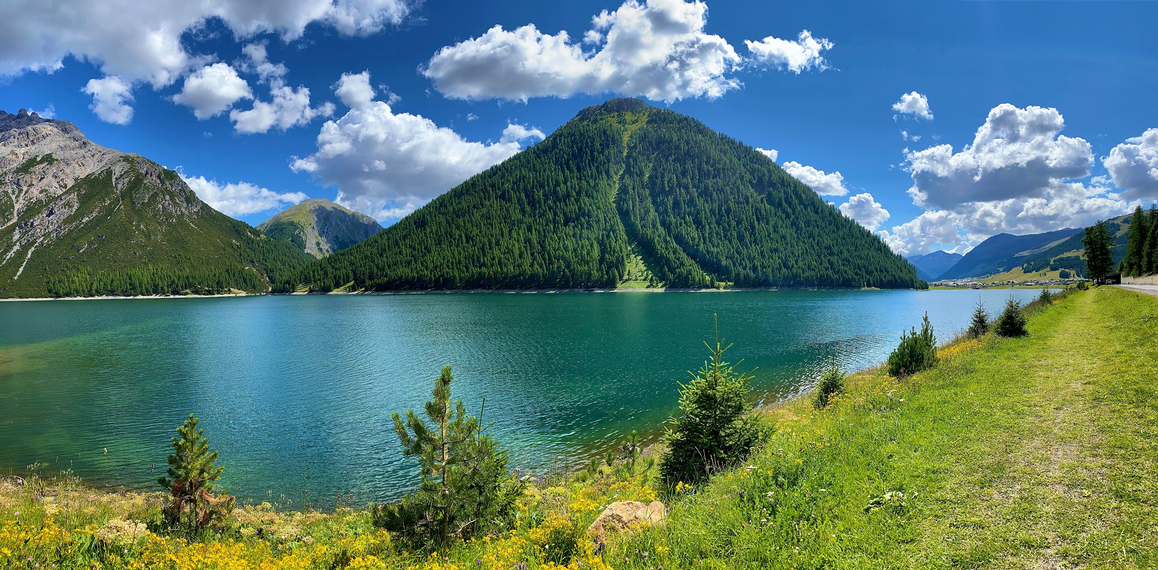 4K Lago di Livigno, Italy, Mountains and Lake HD Wallpaper